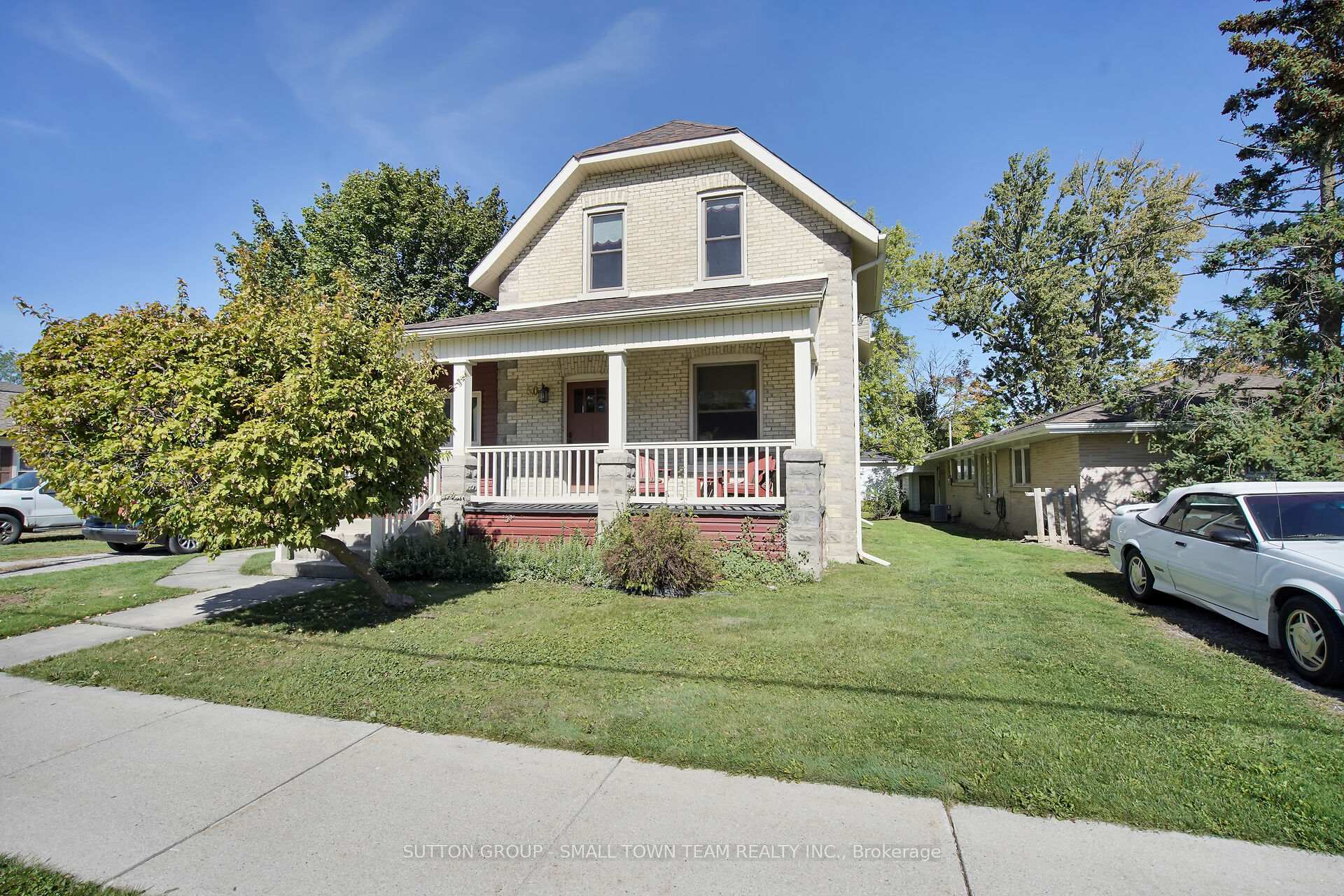 Photo 3 of 50 Huron Street W, South Huron, Exeter — HOMEH