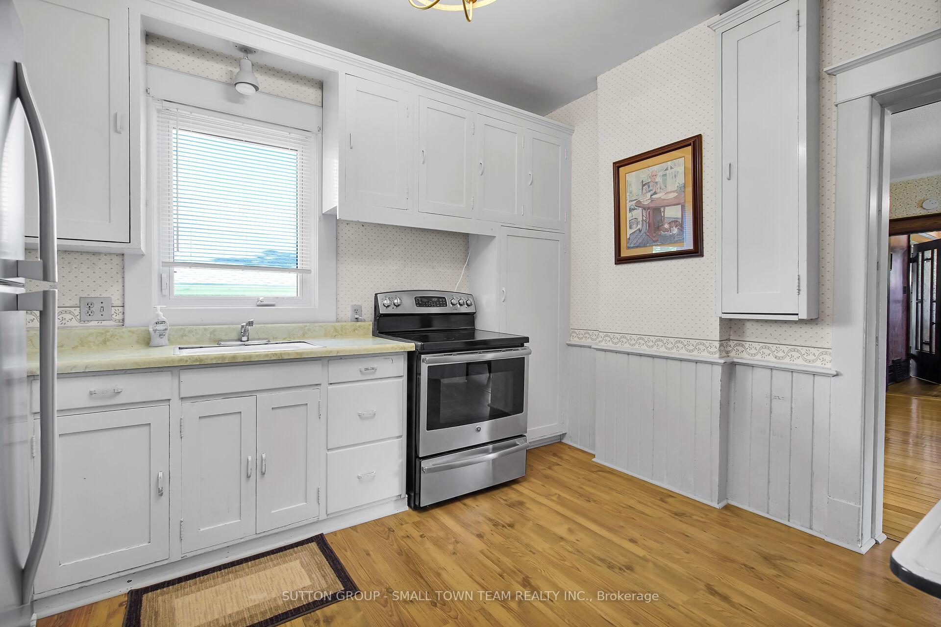 Photo 15 of 50 Huron Street W, South Huron, Exeter — HOMEH