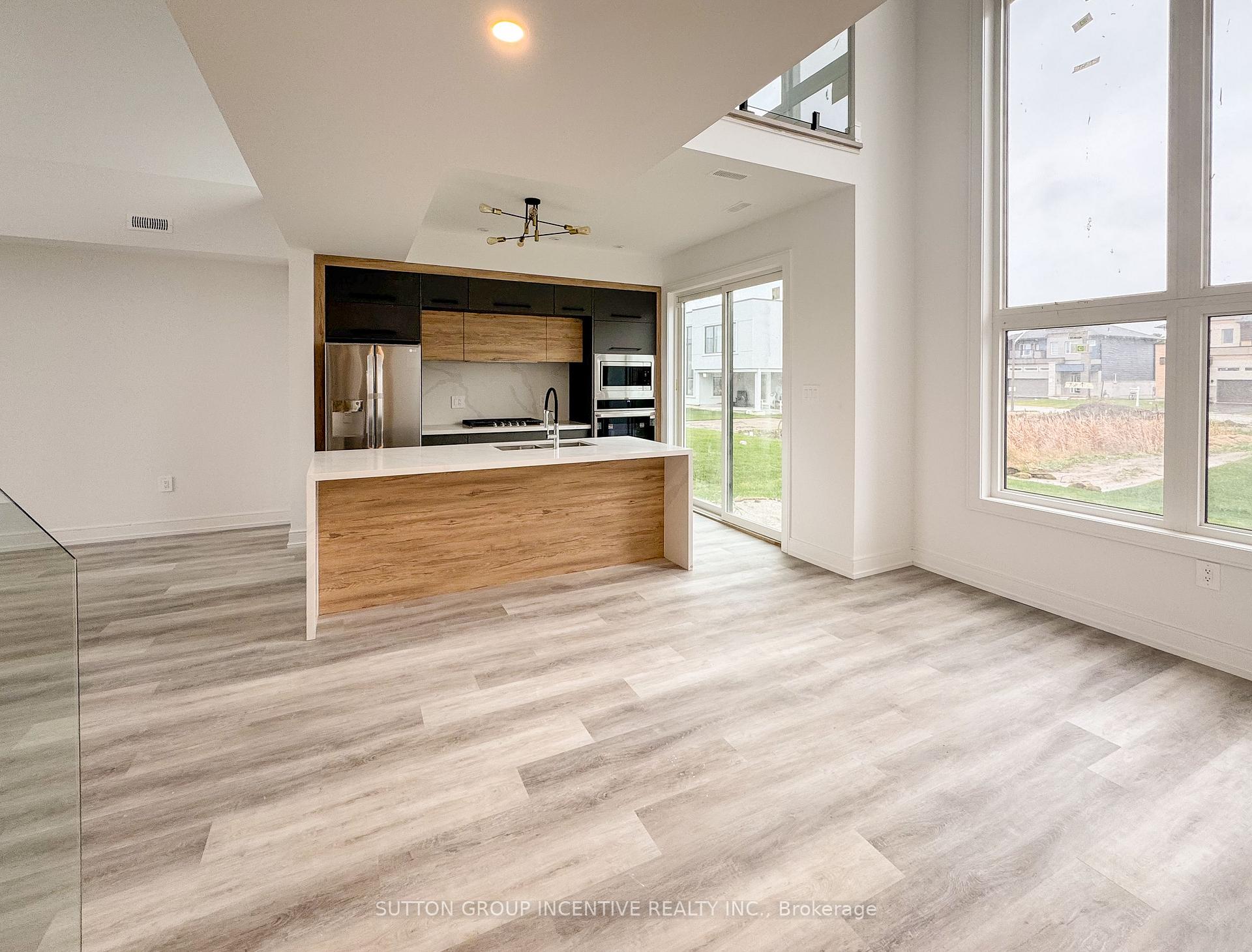 Photo 4 of 3712 Quayside Drive, Severn, West Shore — HOMEH