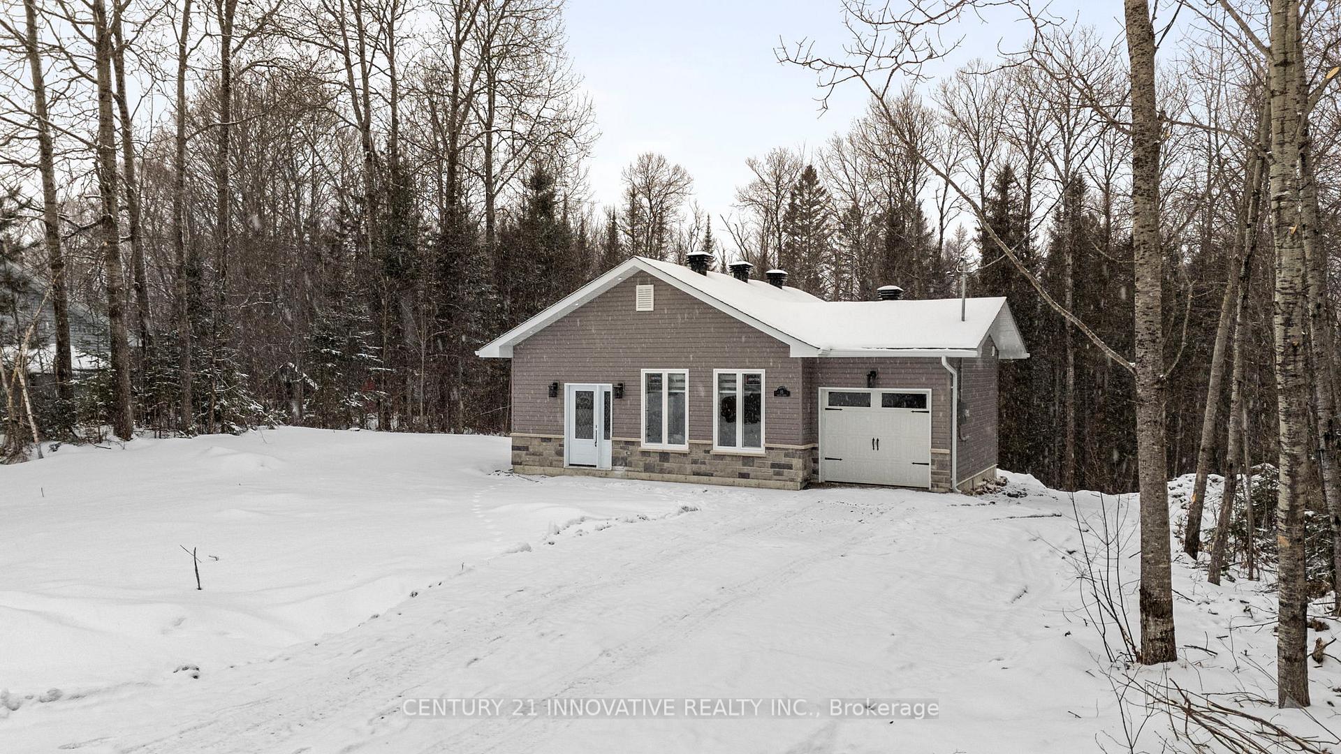 Photo 5 of 15 Grant Court, South River — HOMEH