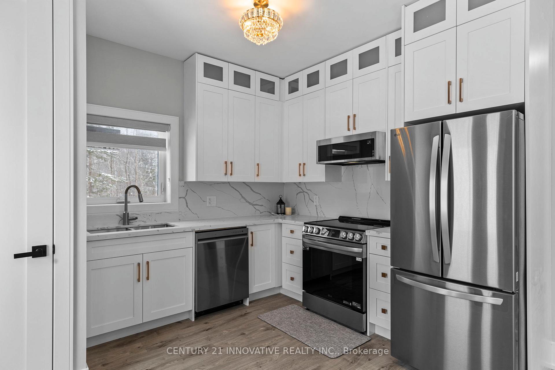 Photo 10 of 15 Grant Court, South River — HOMEH