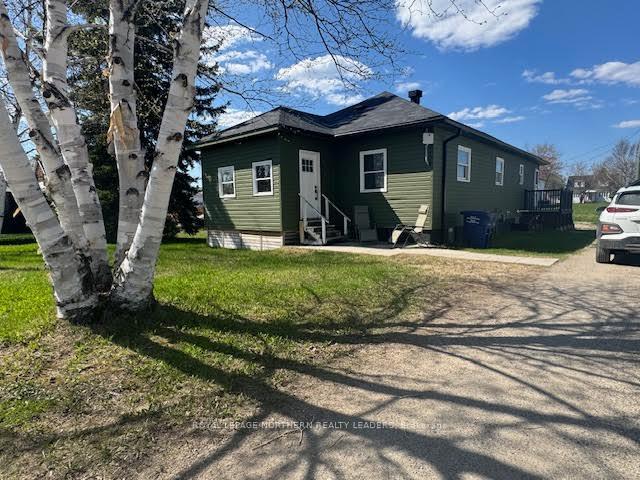 Photo 1 of 40 Fourth Avenue, Smooth Rock Falls, SRF — HOMEH