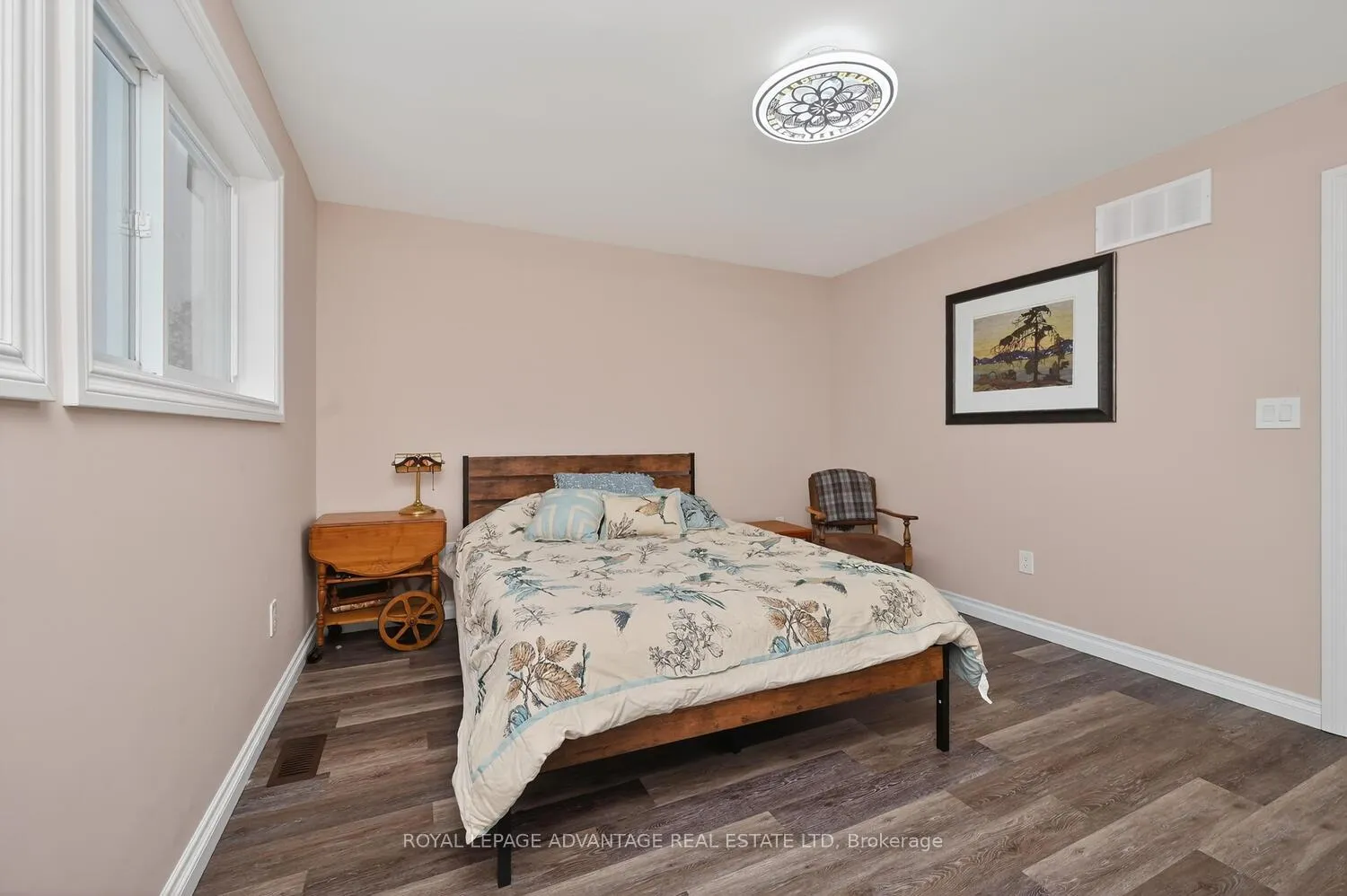 Photo 22 of 31 Thomas Street, Smiths Falls — HOMEH