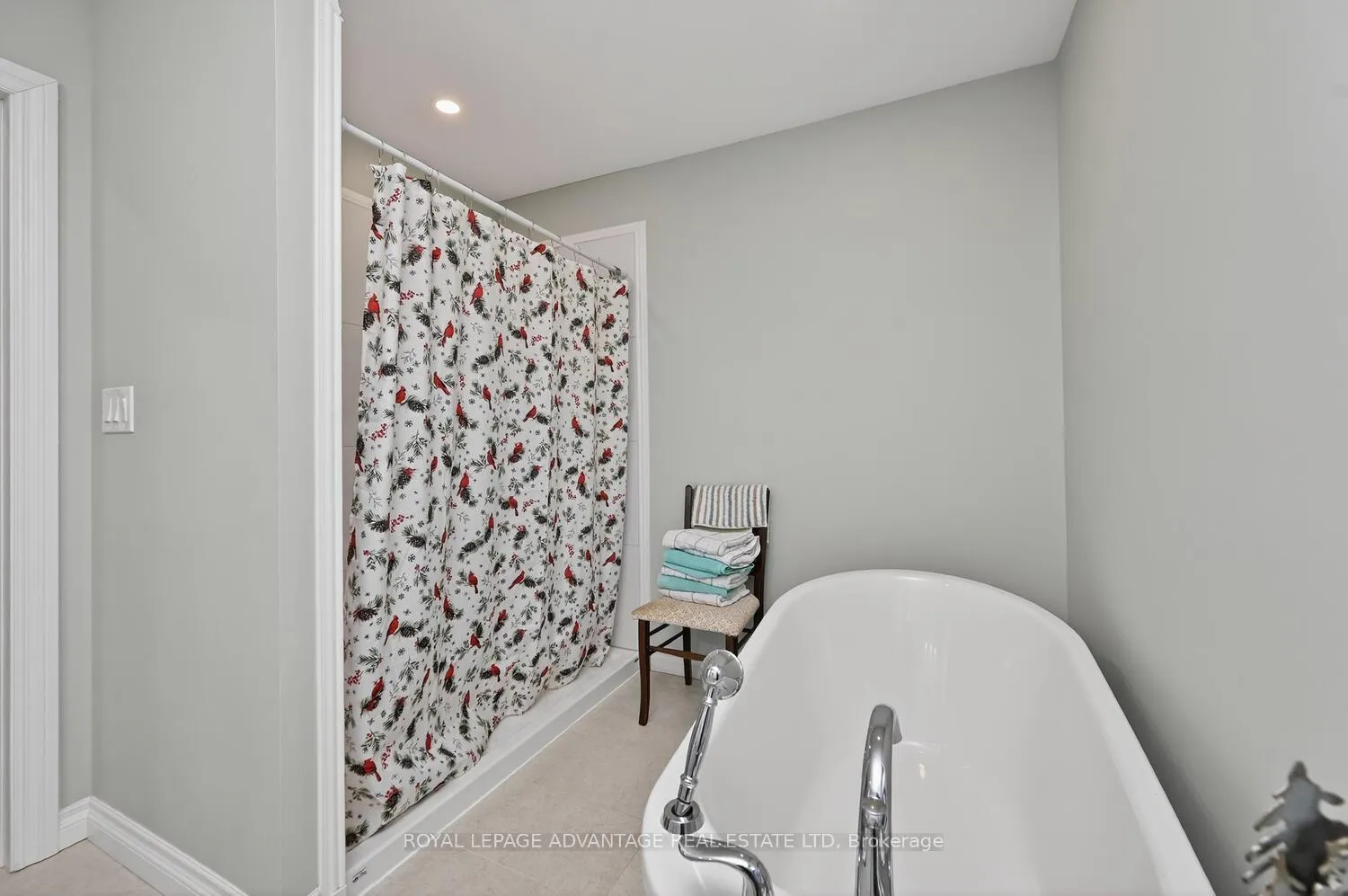 Photo 26 of 31 Thomas Street, Smiths Falls — HOMEH