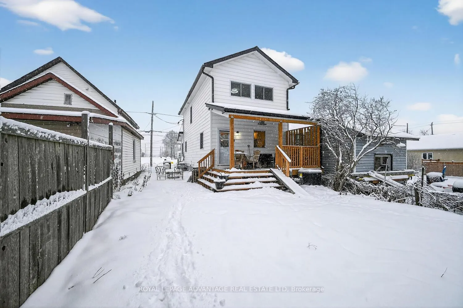 Photo 33 of 31 Thomas Street, Smiths Falls — HOMEH