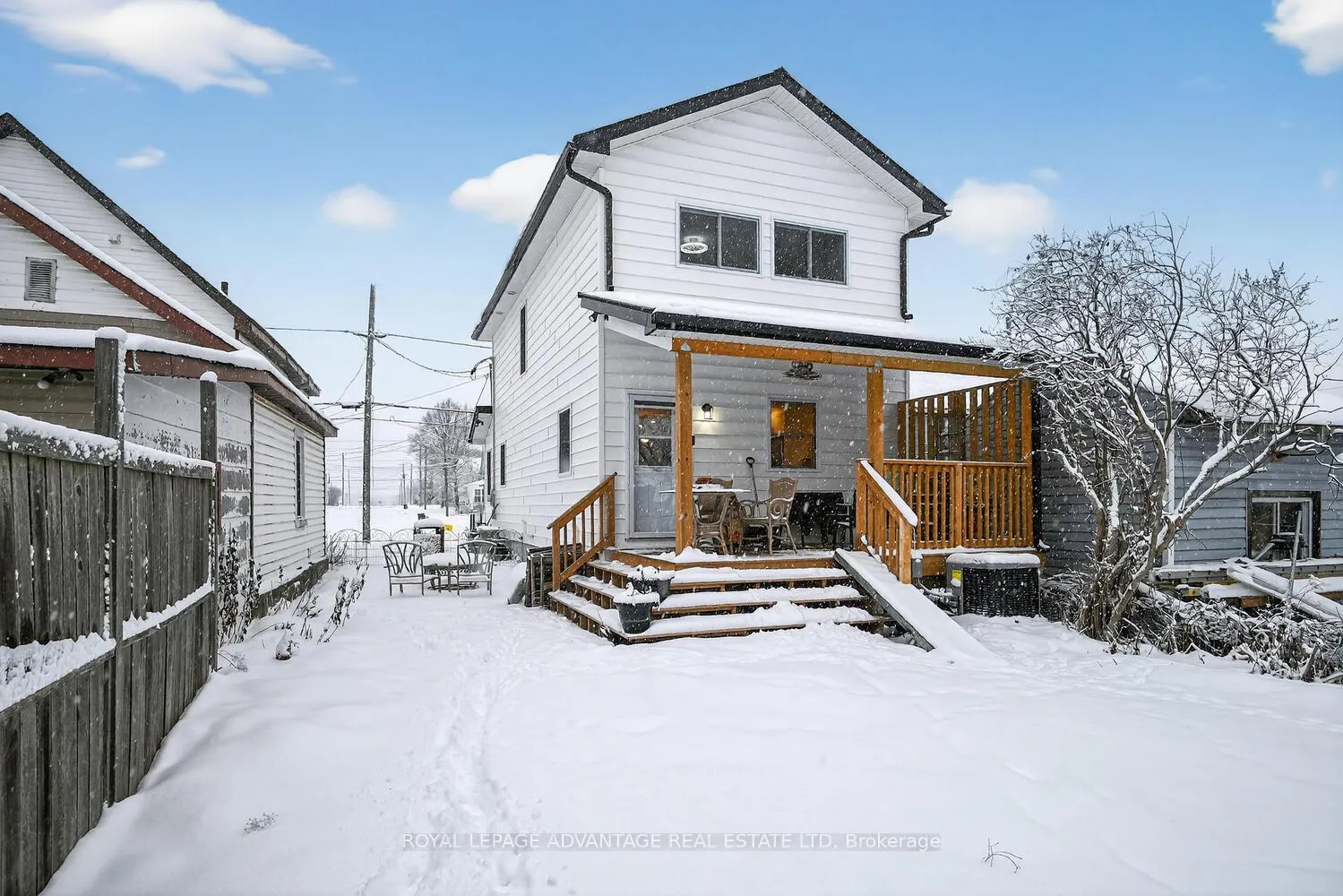 Photo 36 of 31 Thomas Street, Smiths Falls — HOMEH