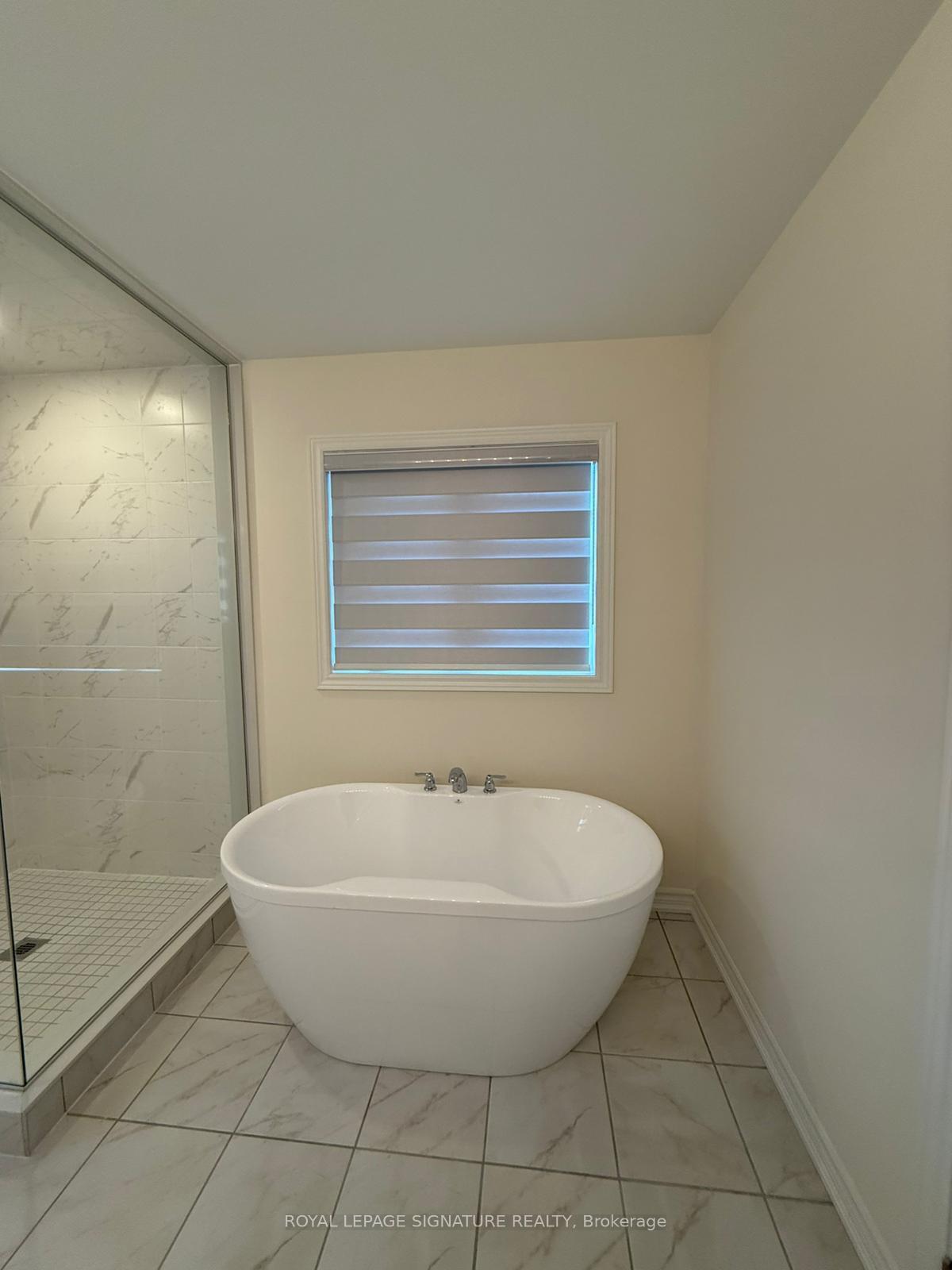 Photo 18 of 78 North Garden Boulevard, Scugog, Port Perry — HOMEH