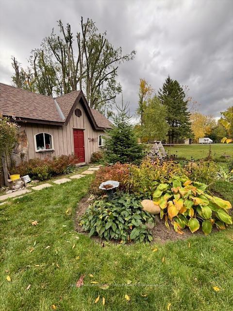 Photo 4 of Unit 2, 550 Queen Street, Scugog, Port Perry — HOMEH