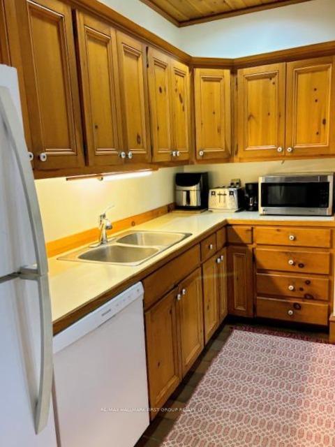 Photo 10 of Unit 2, 550 Queen Street, Scugog, Port Perry — HOMEH