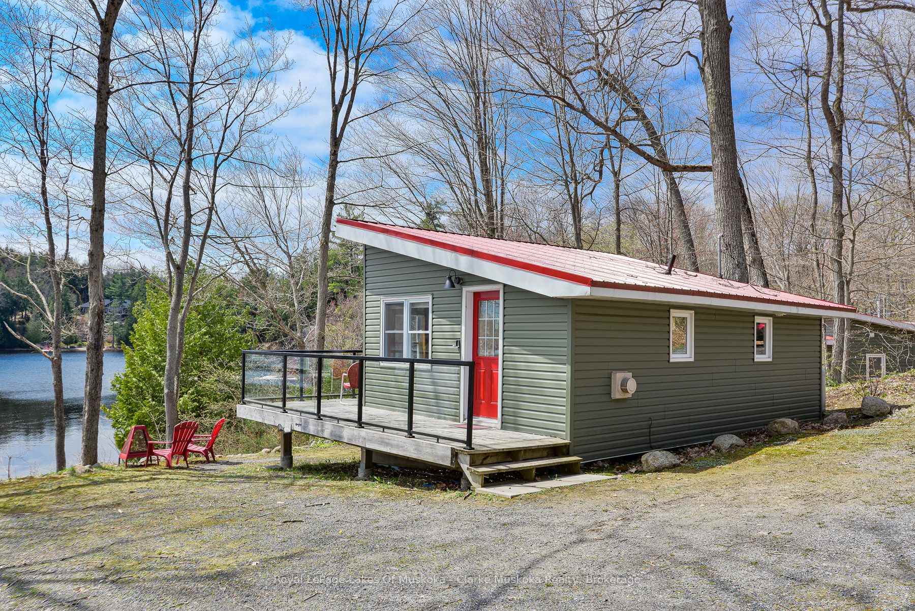 Front of Unit 7, 7 Silver Point Road