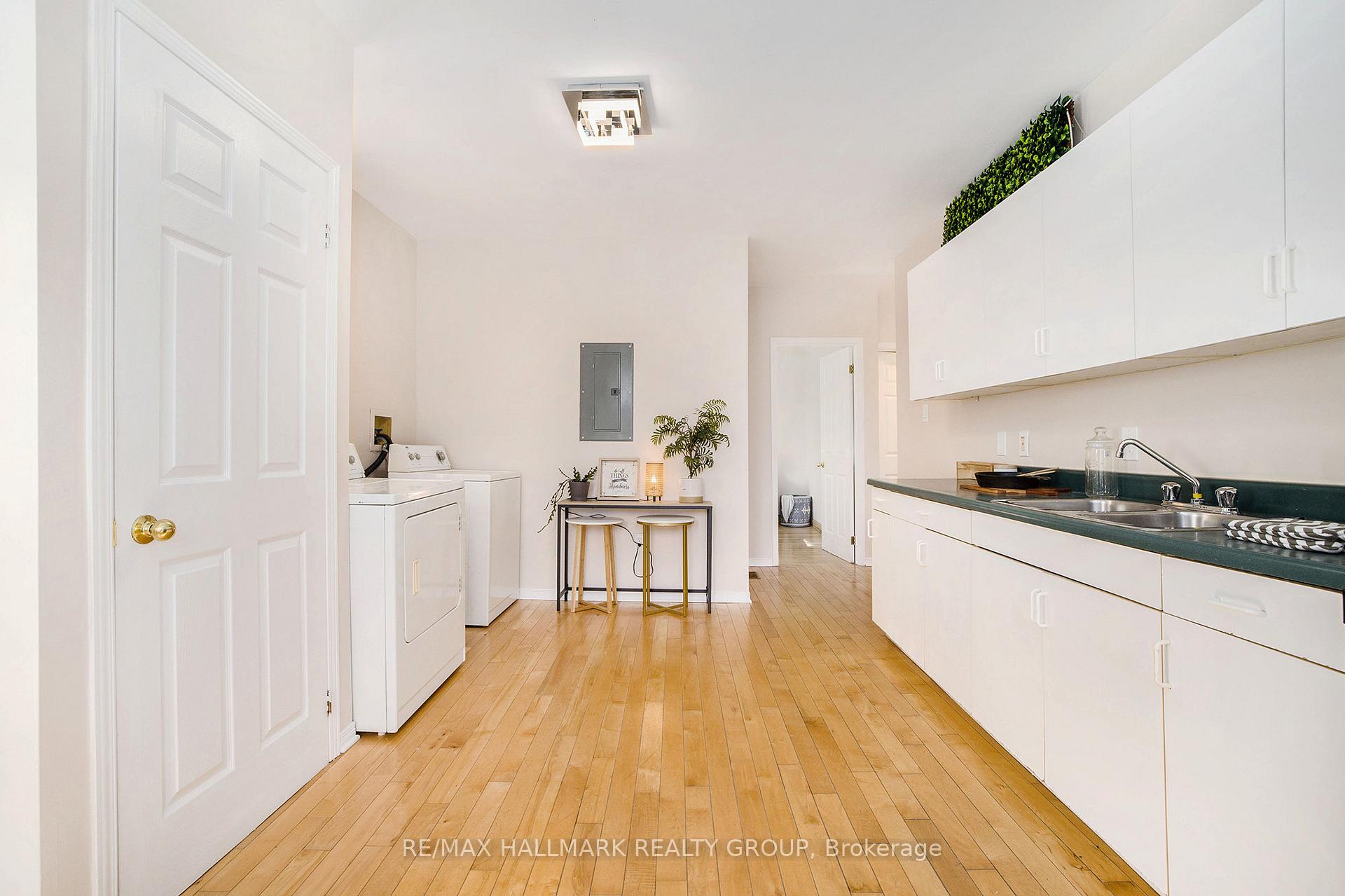 Photo 11 of 22 Maple Avenue, Smiths Falls — HOMEH