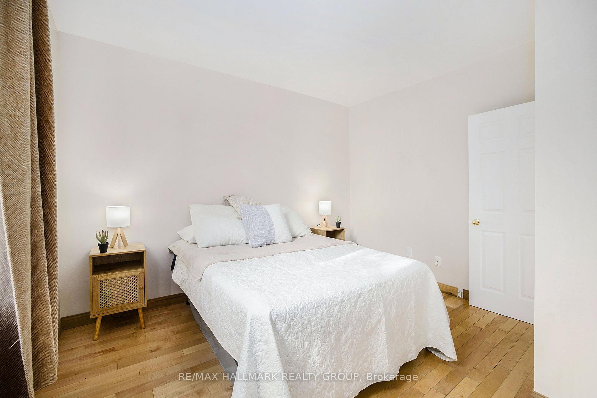 Photo 16 of 22 Maple Avenue, Smiths Falls — HOMEH