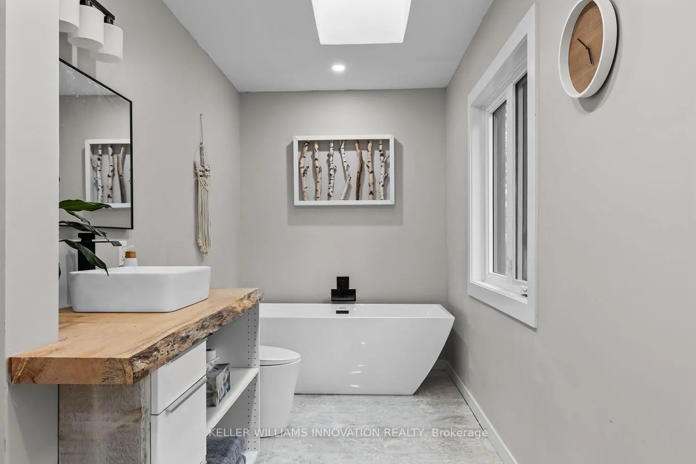 Photo 12 of 127 Paradise Road, South Algonquin — HOMEH