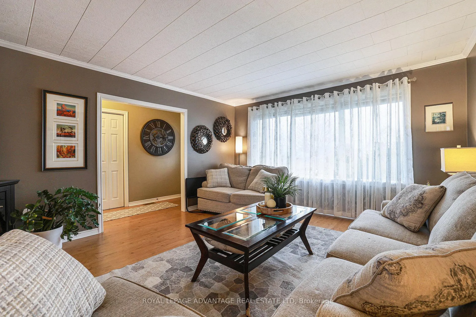 Photo 6 of 123 Queen Street, Smiths Falls — HOMEH