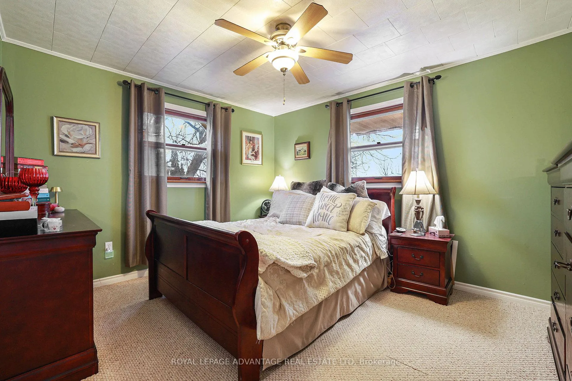Photo 14 of 123 Queen Street, Smiths Falls — HOMEH