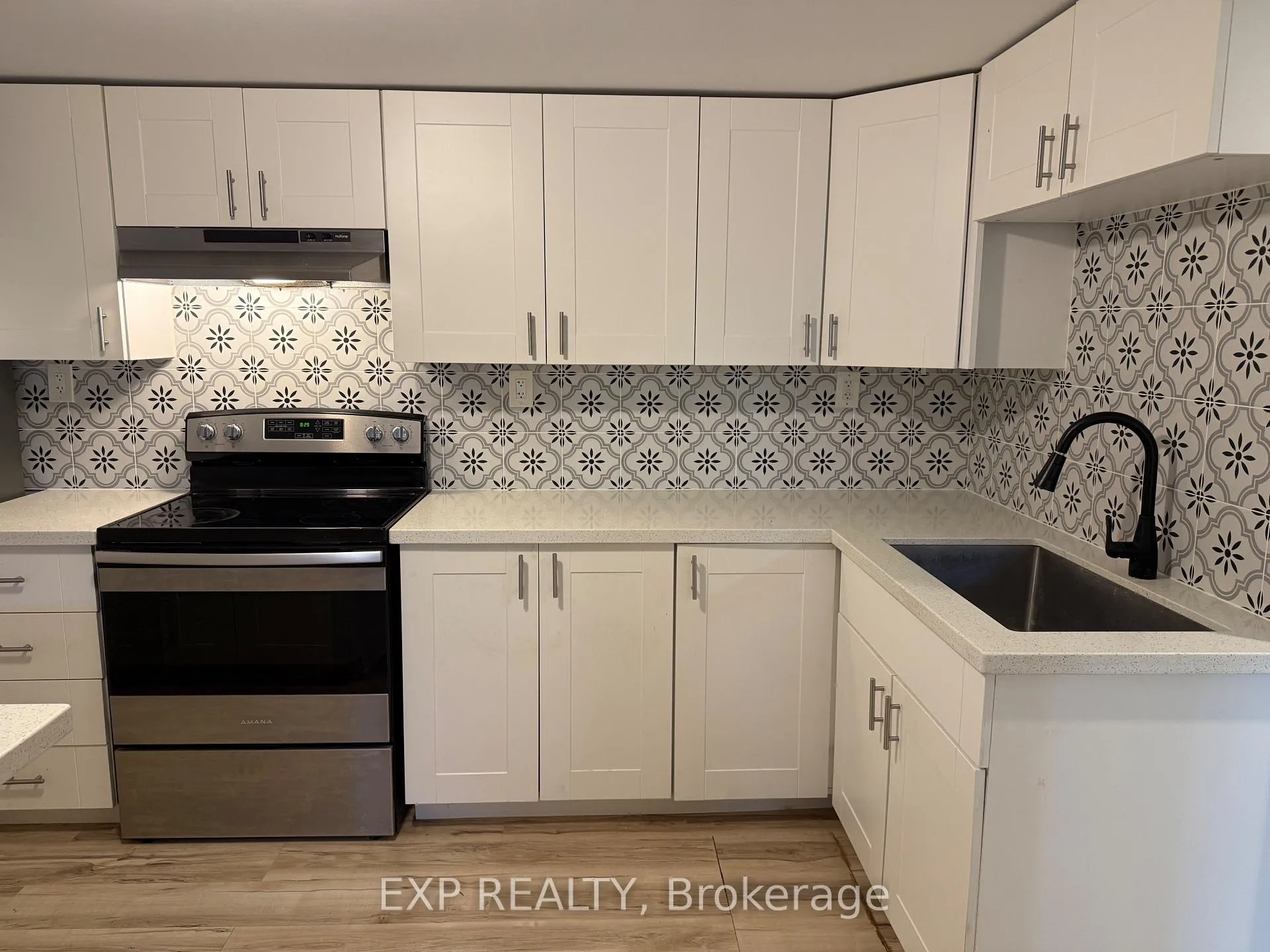 Photo 6 of Unit Lower, 105 Mill Street, Shelburne — HOMEH