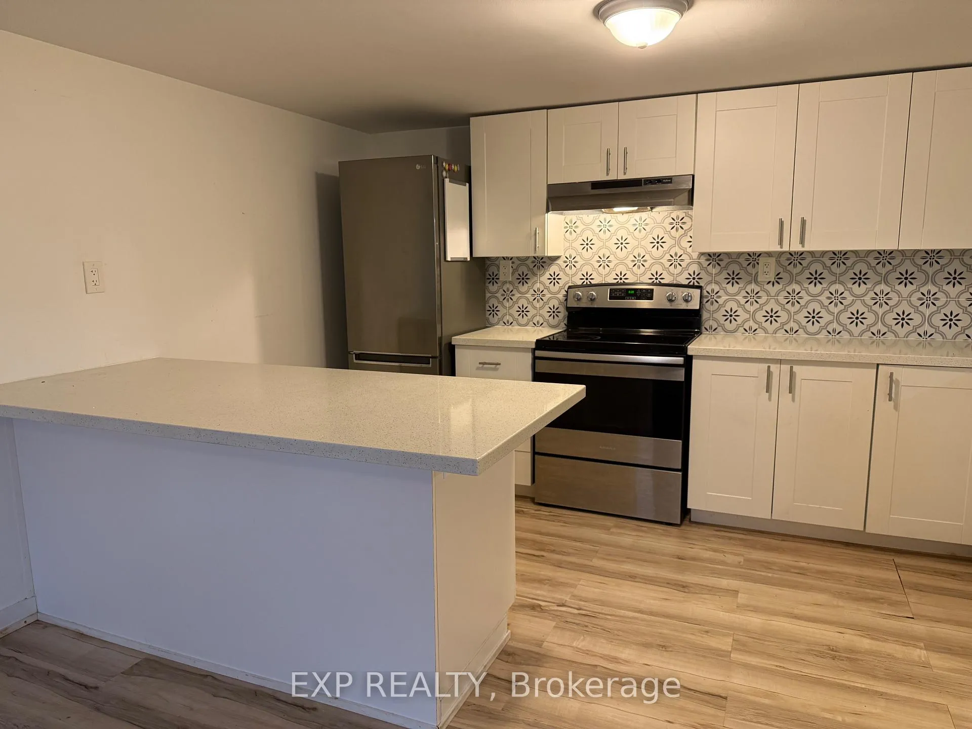 Photo 7 of Unit Lower, 105 Mill Street, Shelburne — HOMEH