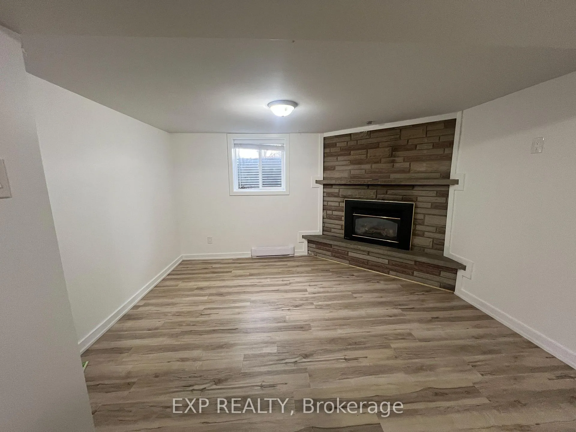Photo 10 of Unit Lower, 105 Mill Street, Shelburne — HOMEH