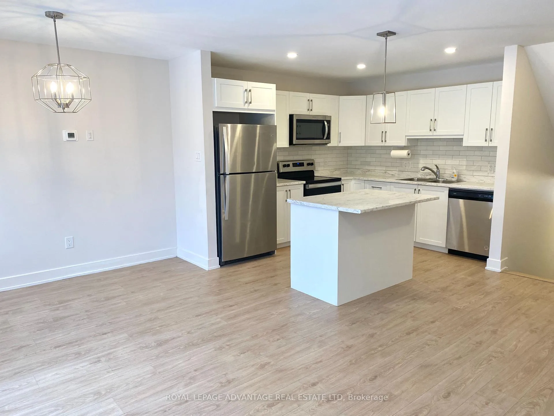 Photo 6 of 69 Whitcomb Crescent, Smiths Falls — HOMEH