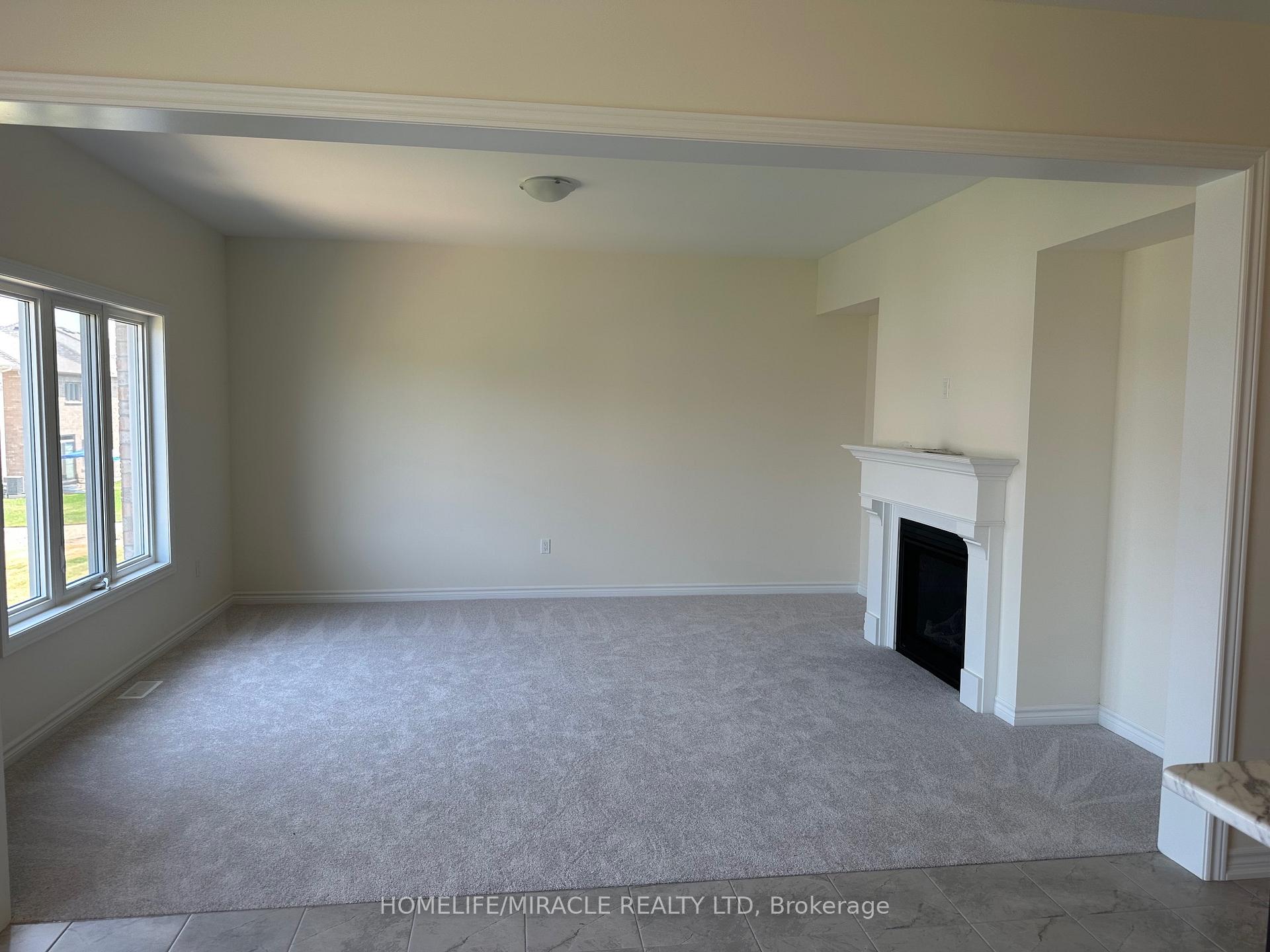Photo 4 of 49 North Garden Boulevard, Scugog, Port Perry — HOMEH