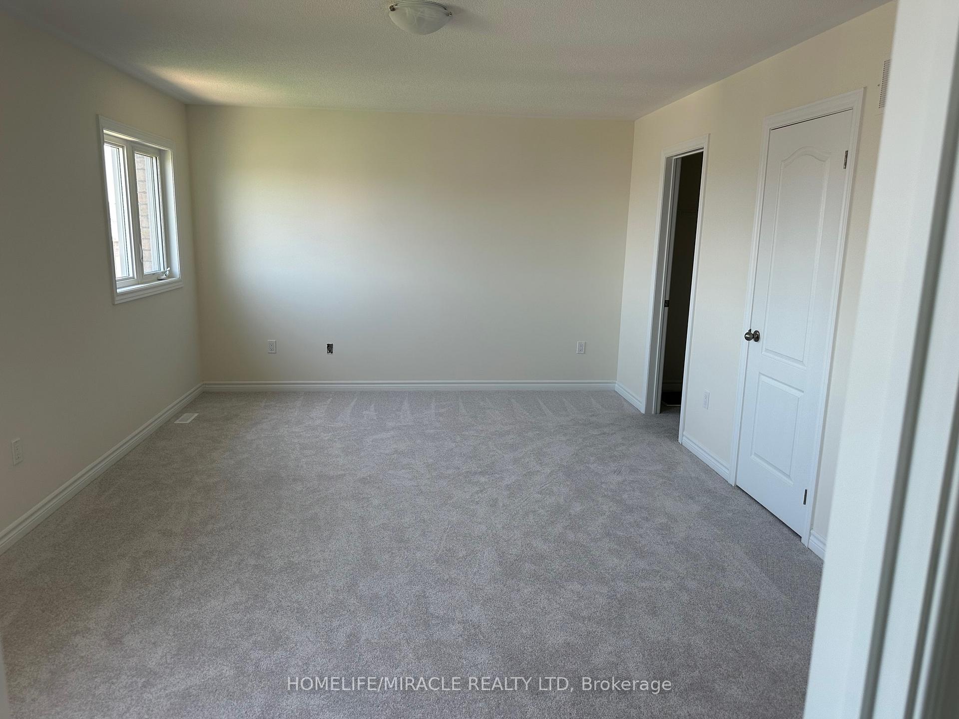 Photo 12 of 49 North Garden Boulevard, Scugog, Port Perry — HOMEH