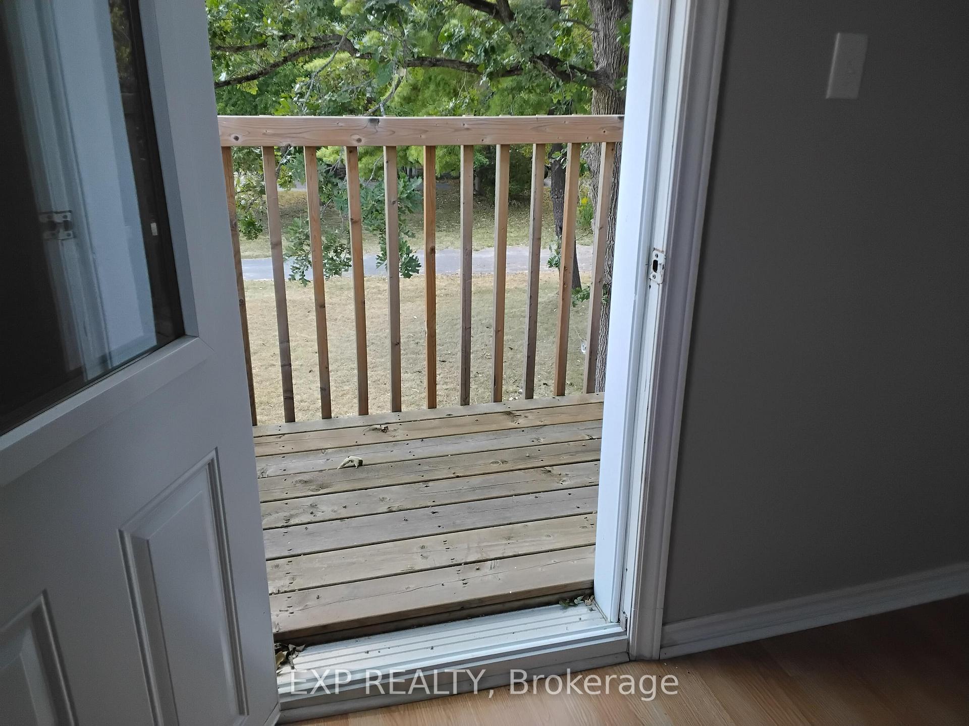 Photo 33 of 70-72 Victoria Avenue, Smiths Falls — HOMEH