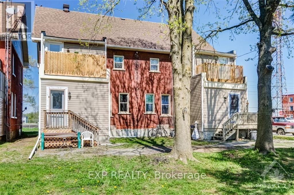 Photo 34 of 70-72 Victoria Avenue, Smiths Falls — HOMEH