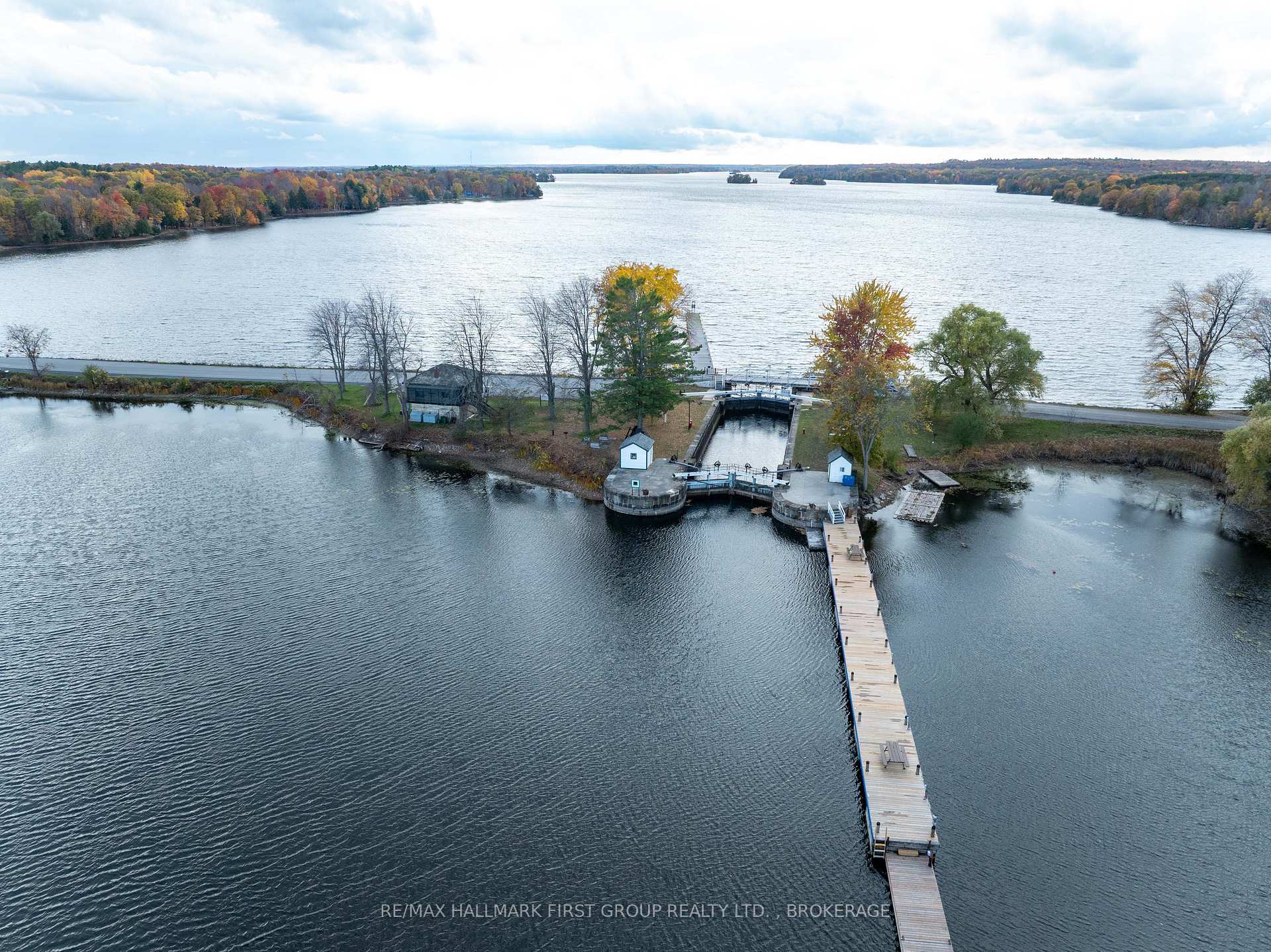 Photo 9 of 1208 Narrows Lock Road, Rideau Lakes, Rideau Lakes (South Crosby) Twp — HOMEH