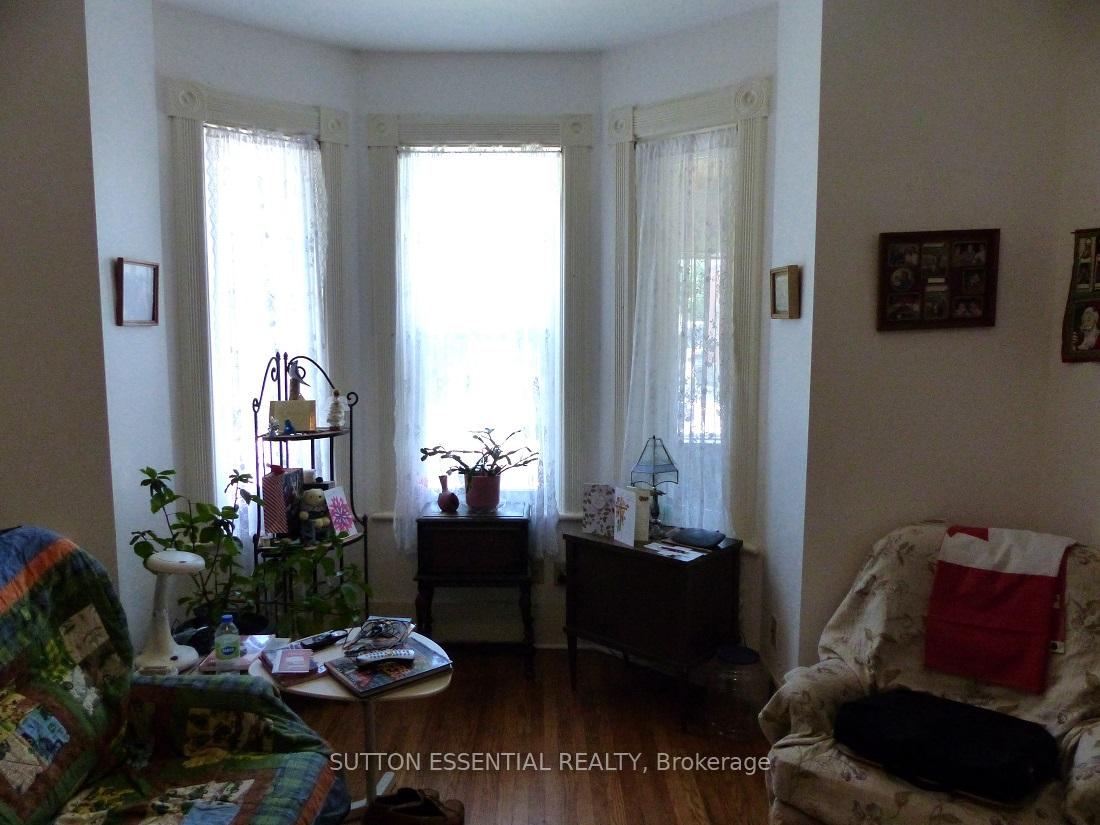 Photo 30 of 42 McGill Street N, Smiths Falls — HOMEH