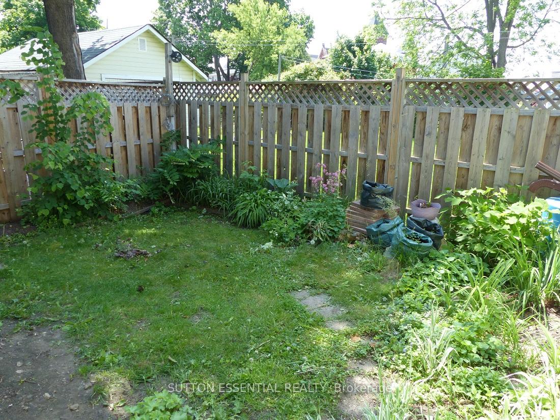Photo 37 of 42 McGill Street N, Smiths Falls — HOMEH