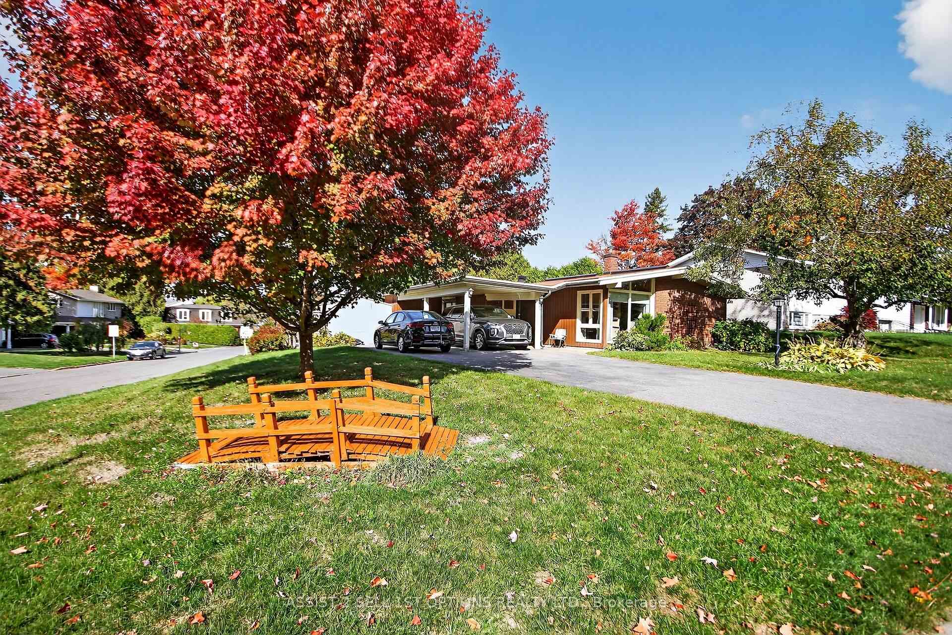 Photo 1 of 24 Barnes Crescent, Ottawa, Leslie Park — HOMEH
