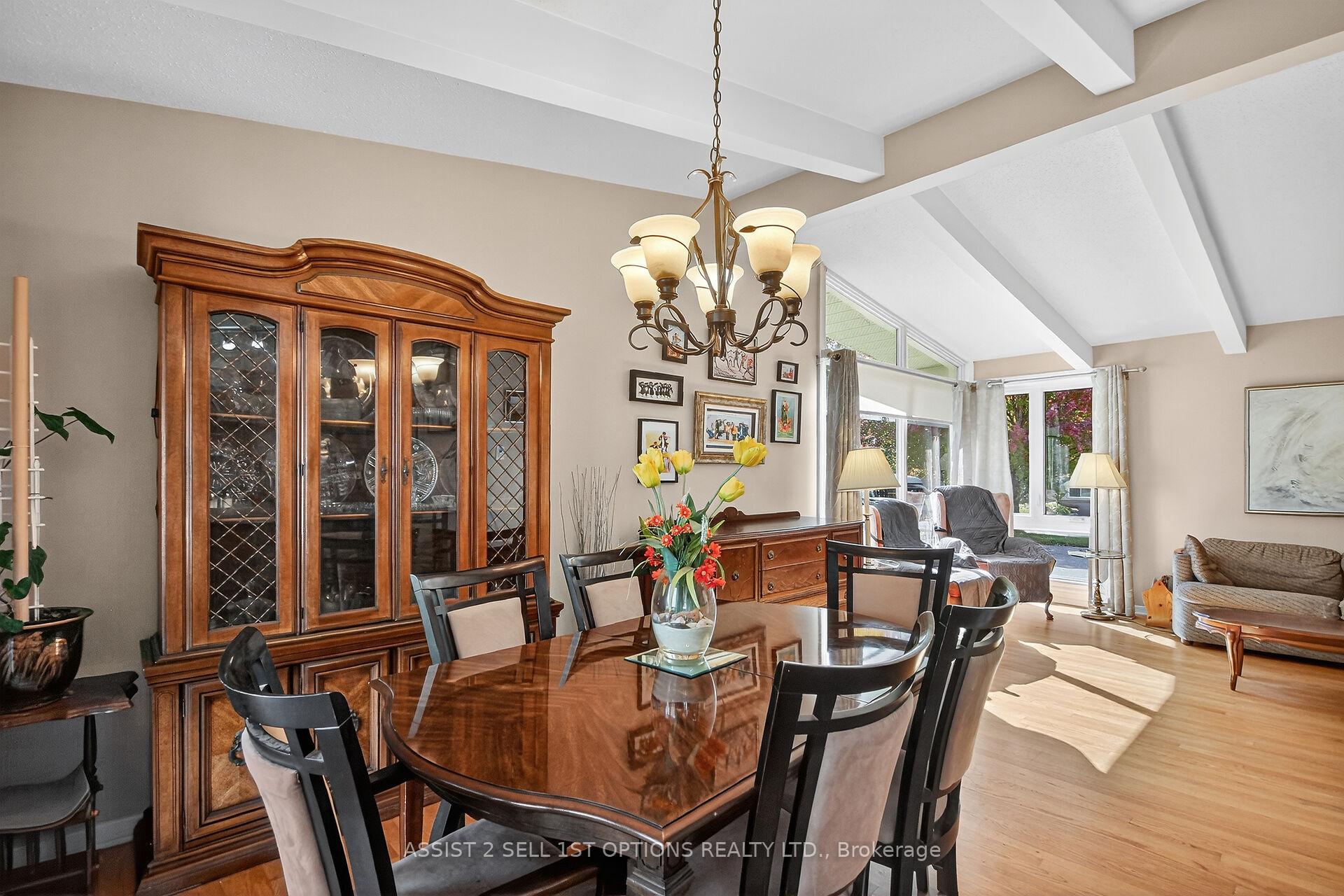 Photo 7 of 24 Barnes Crescent, Ottawa, Leslie Park — HOMEH