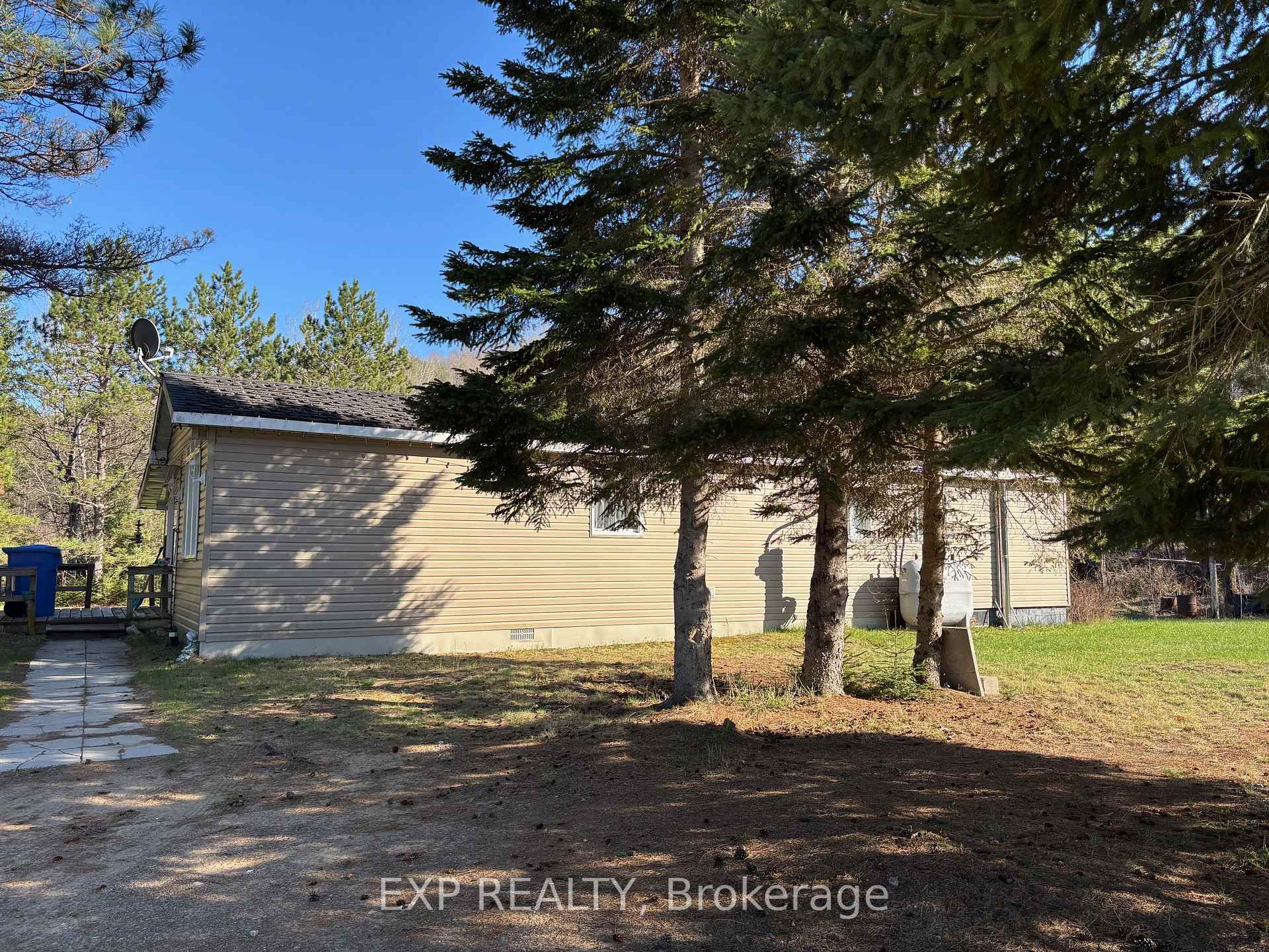 Photo 3 of 155 Dawson Road, South Algonquin — HOMEH