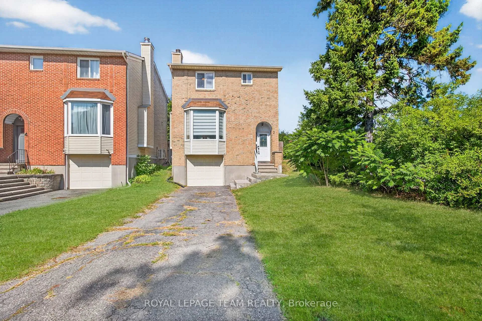 Front of 2 Brookhaven Court