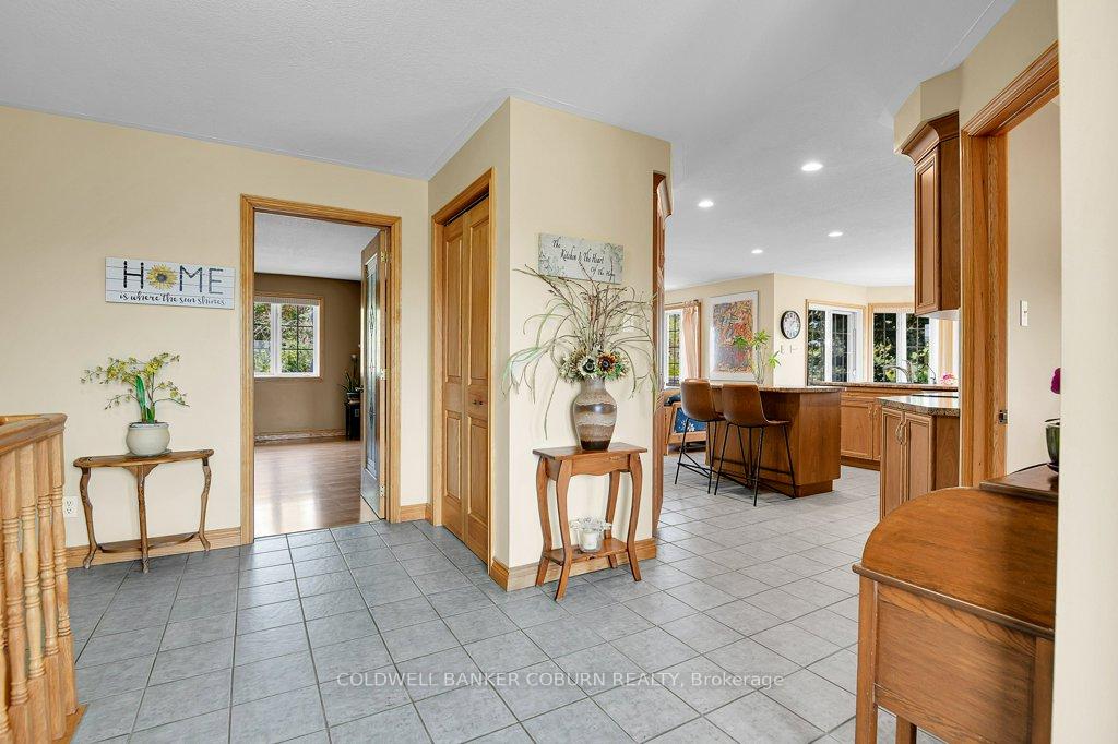 Photo 4 of 11229 Lakeshore Drive, South Dundas, South Dundas (Matilda) Twp — HOMEH