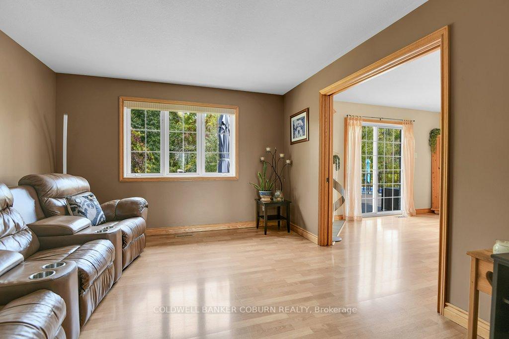 Photo 5 of 11229 Lakeshore Drive, South Dundas, South Dundas (Matilda) Twp — HOMEH