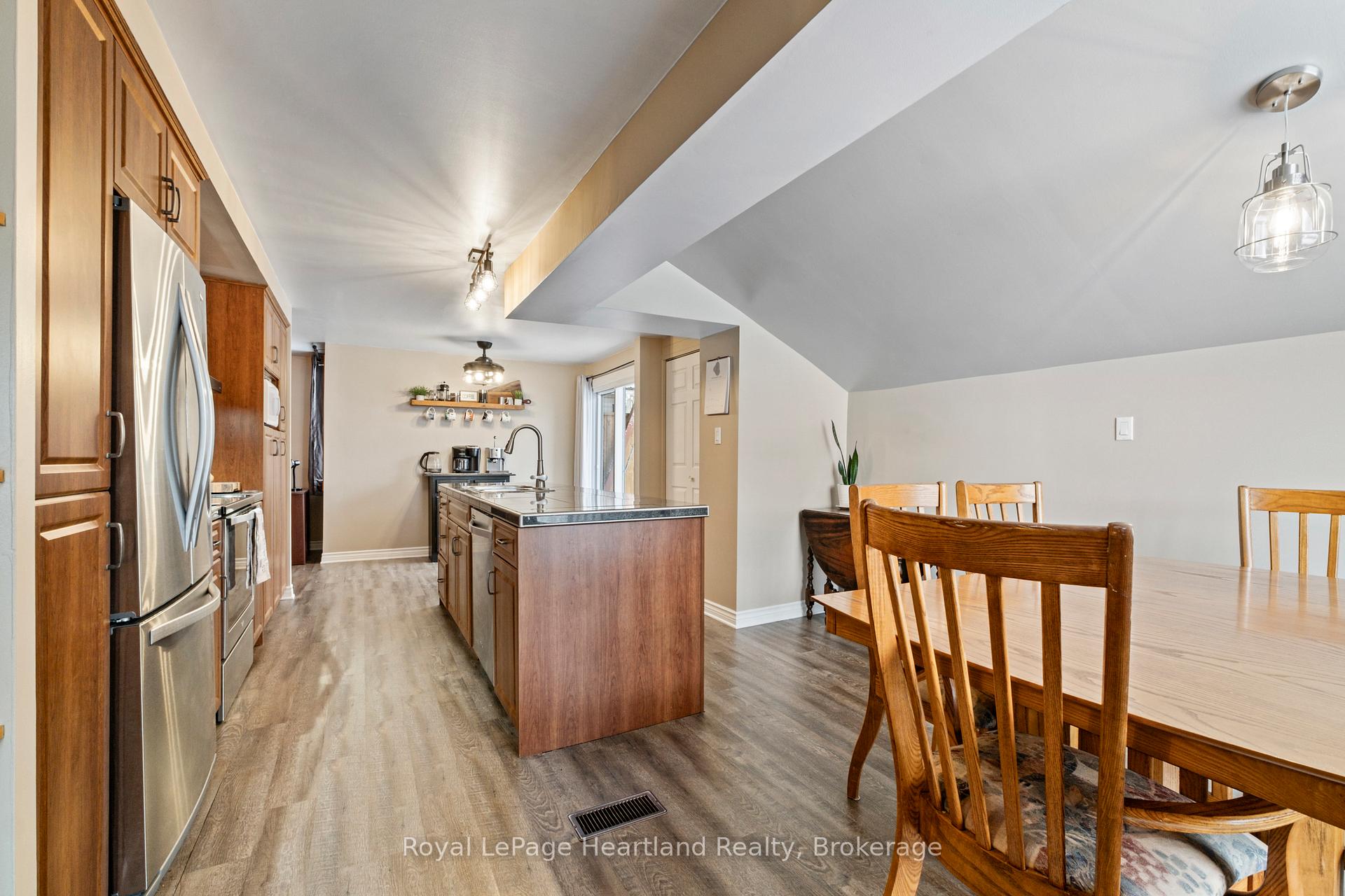 Photo 8 of 70399 Perth Road 164, South Huron, Usborne — HOMEH