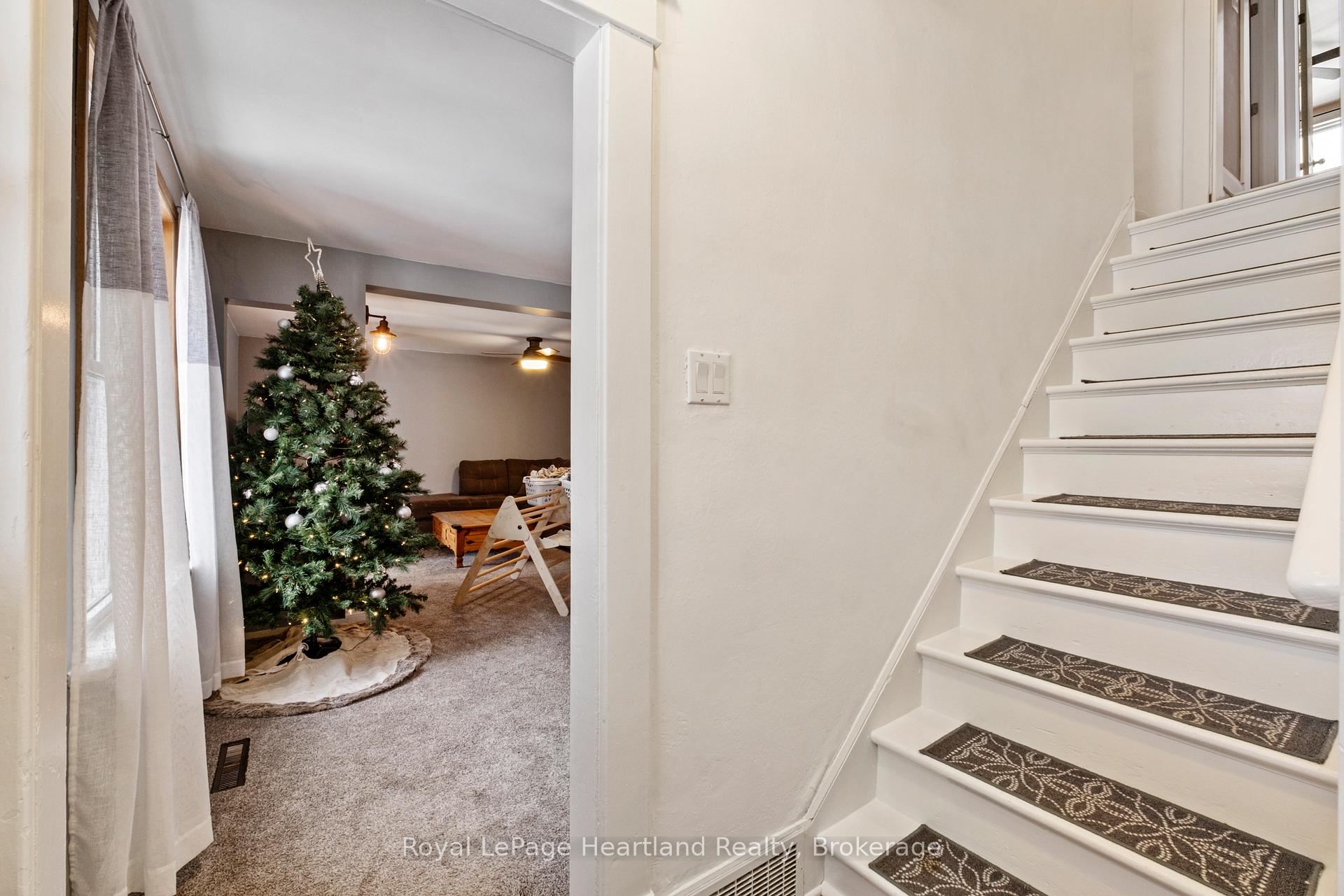 Photo 15 of 70399 Perth Road 164, South Huron, Usborne — HOMEH