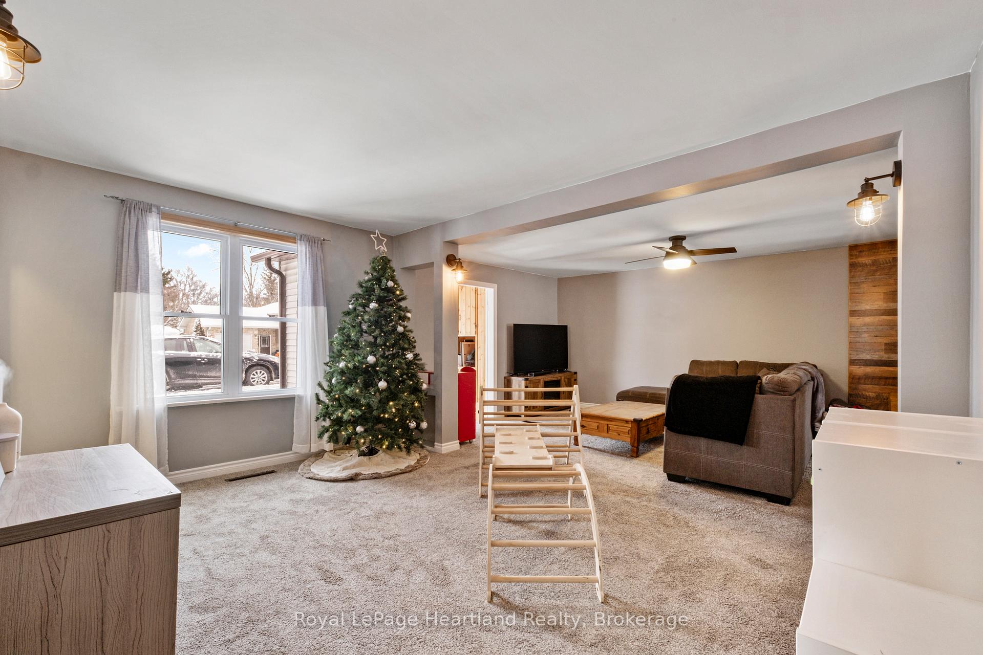 Photo 17 of 70399 Perth Road 164, South Huron, Usborne — HOMEH