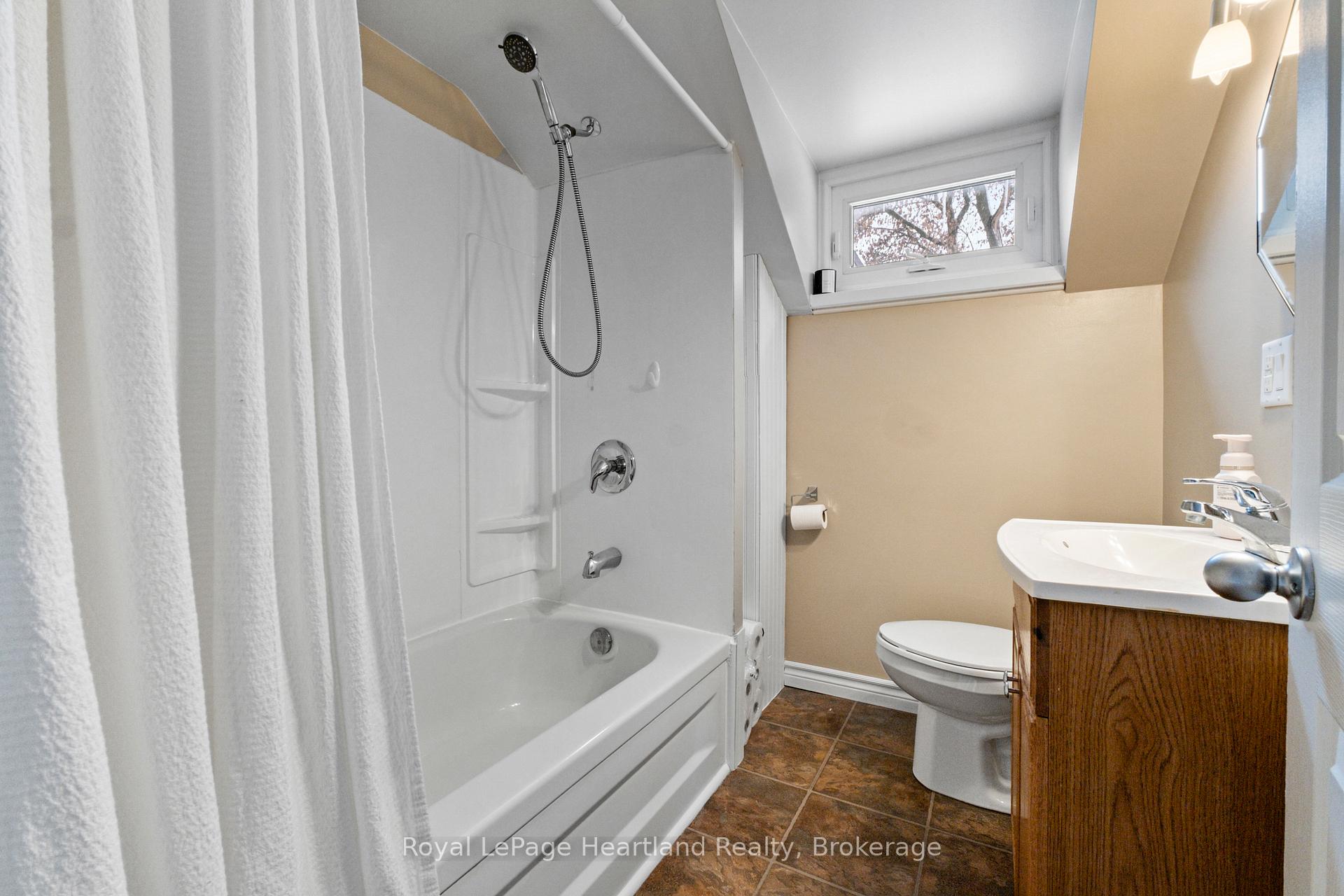 Photo 36 of 70399 Perth Road 164, South Huron, Usborne — HOMEH