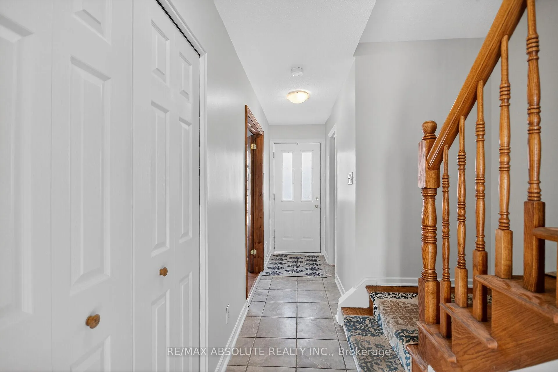 Photo 7 of 2628 Baseline Road, Ottawa, Leslie Park — HOMEH