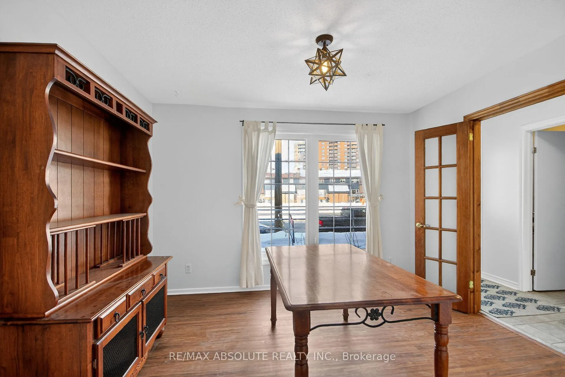 Photo 10 of 2628 Baseline Road, Ottawa, Leslie Park — HOMEH