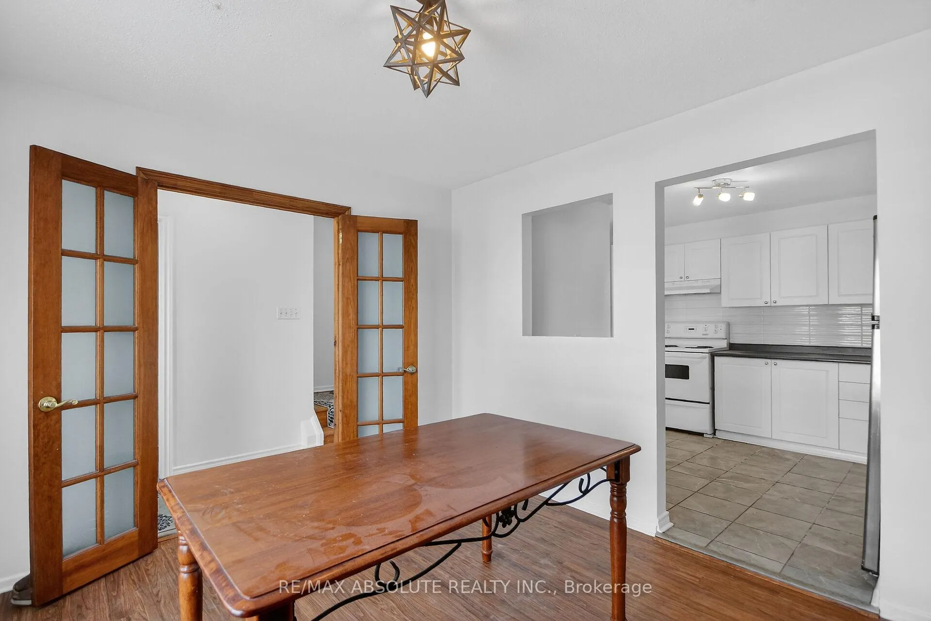 Photo 11 of 2628 Baseline Road, Ottawa, Leslie Park — HOMEH