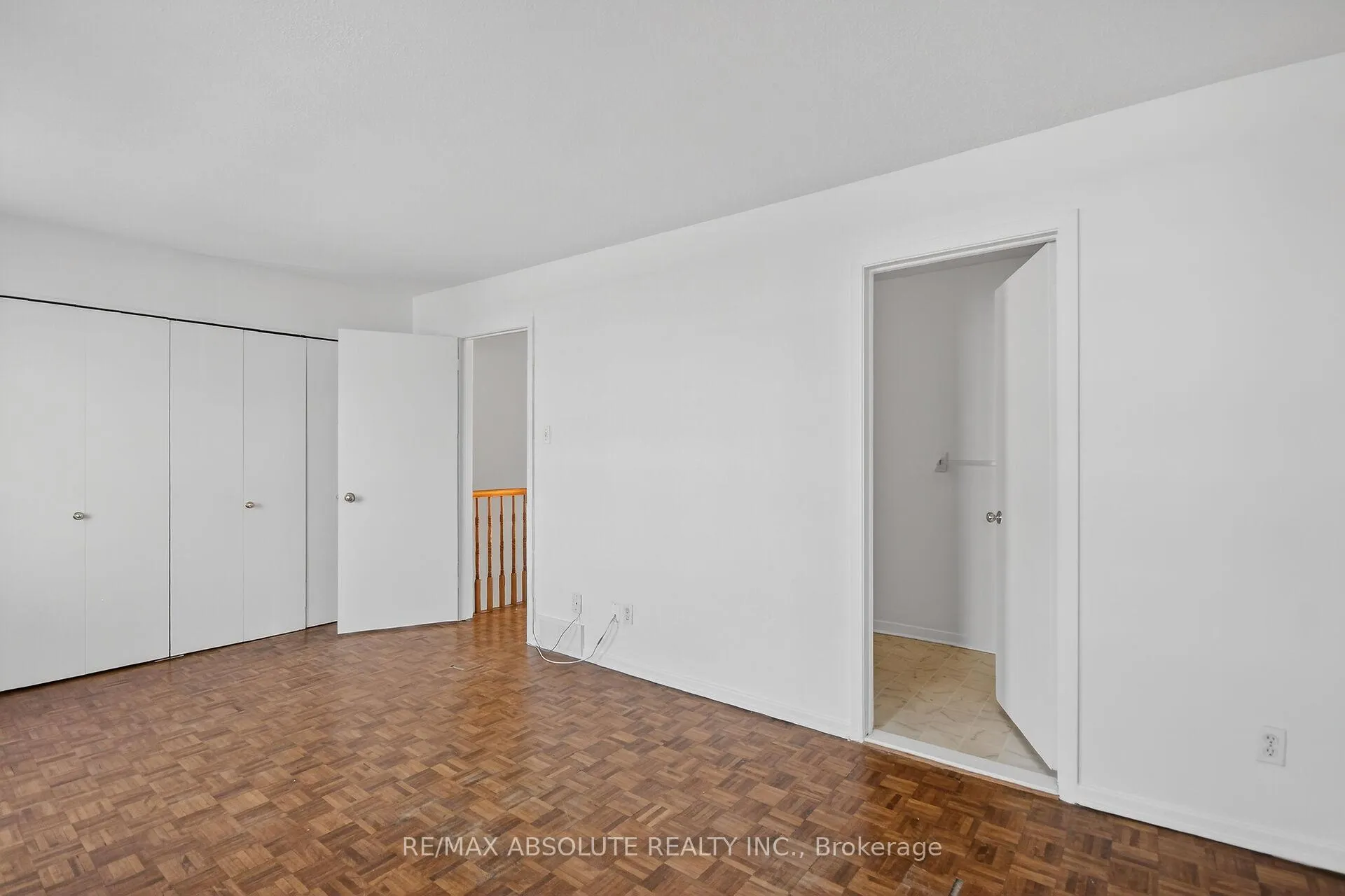 Photo 26 of 2628 Baseline Road, Ottawa, Leslie Park — HOMEH