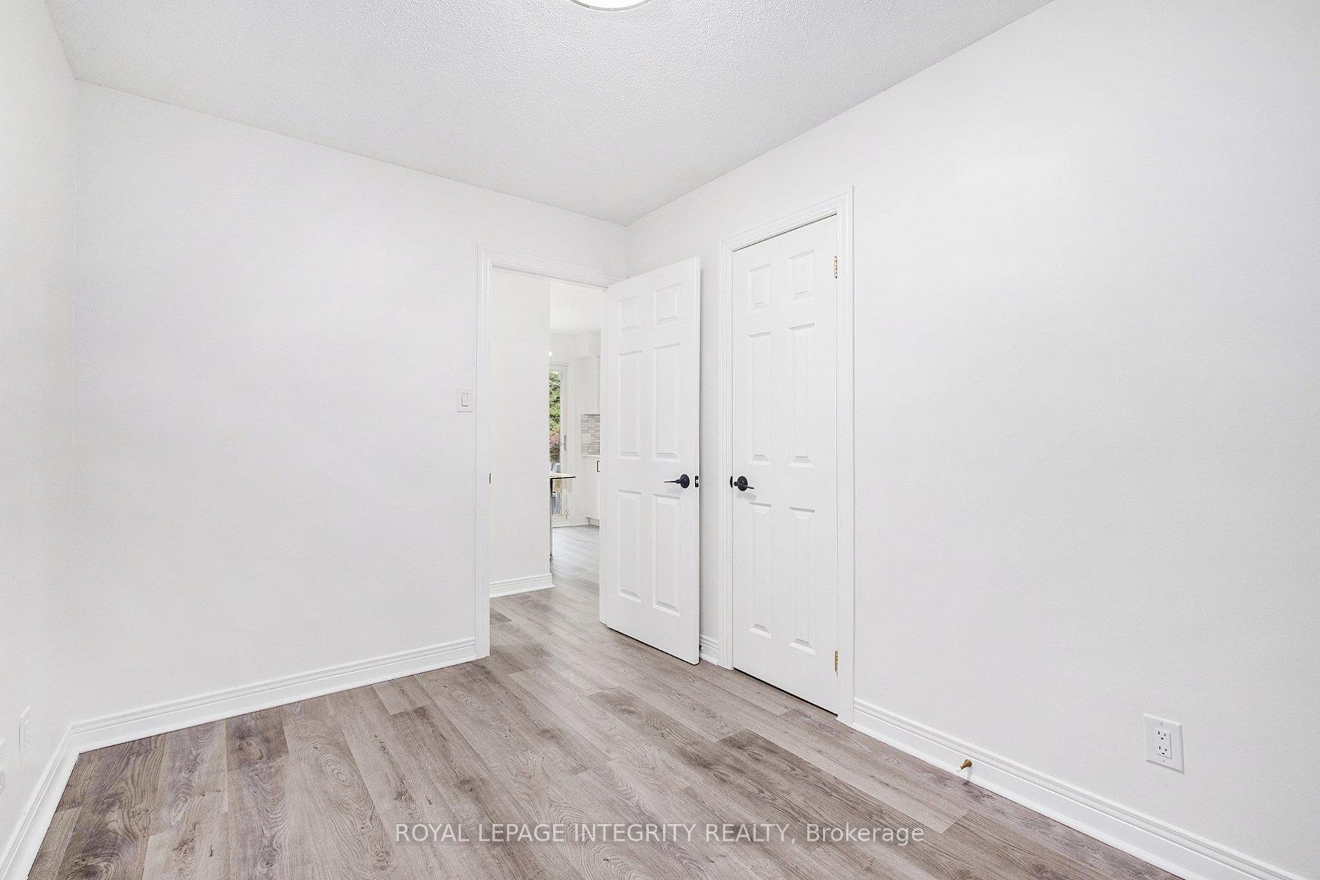 Photo 19 of 20 Newhaven Street, Ottawa, Manordale — HOMEH