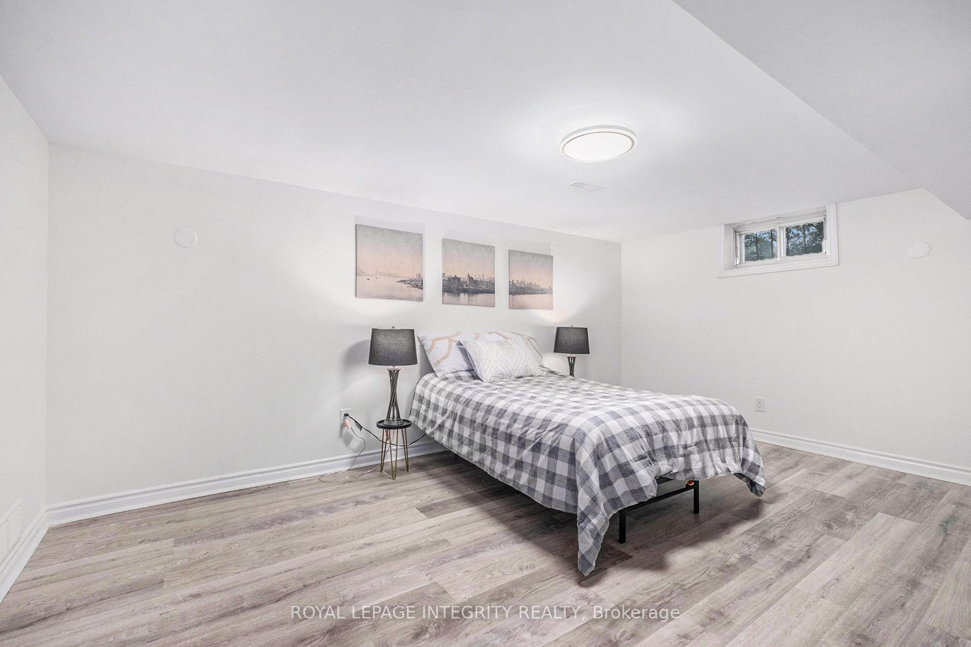 Photo 23 of 20 Newhaven Street, Ottawa, Manordale — HOMEH