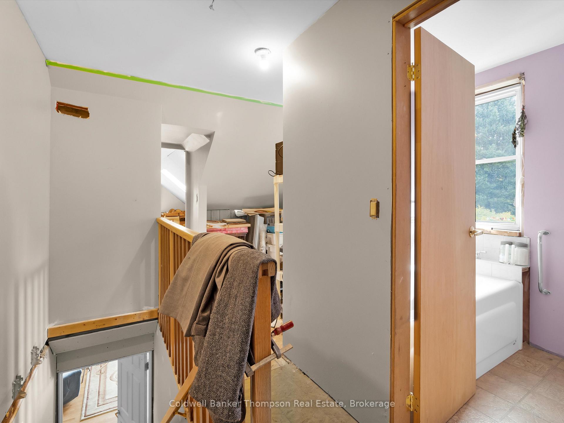 Photo 14 of 1859 Starratt Road, Ryerson — HOMEH