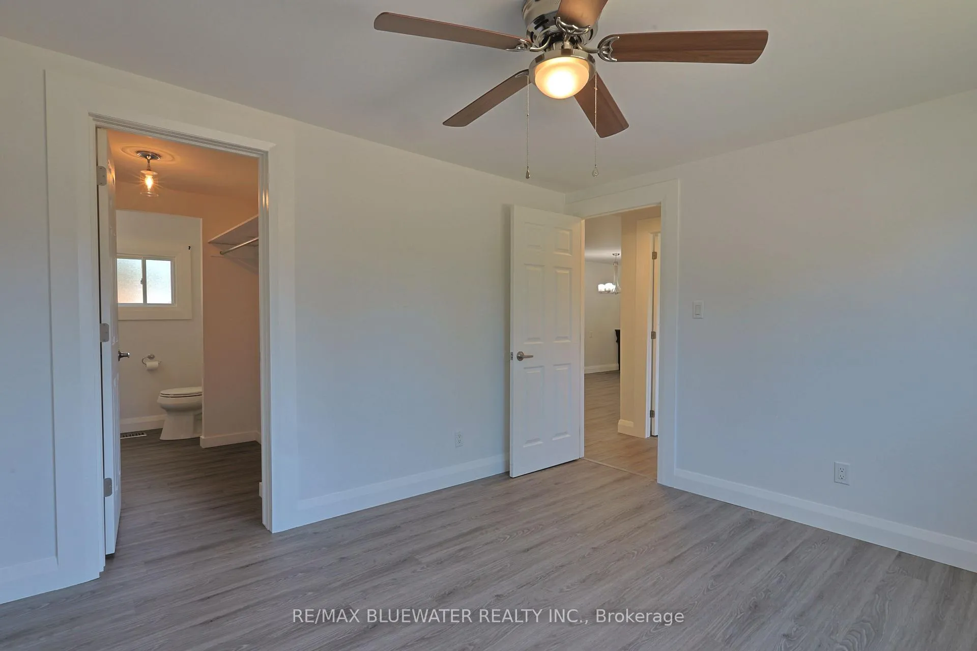 Photo 28 of 34 Pebble Beach Parkway, South Huron, Stephen — HOMEH
