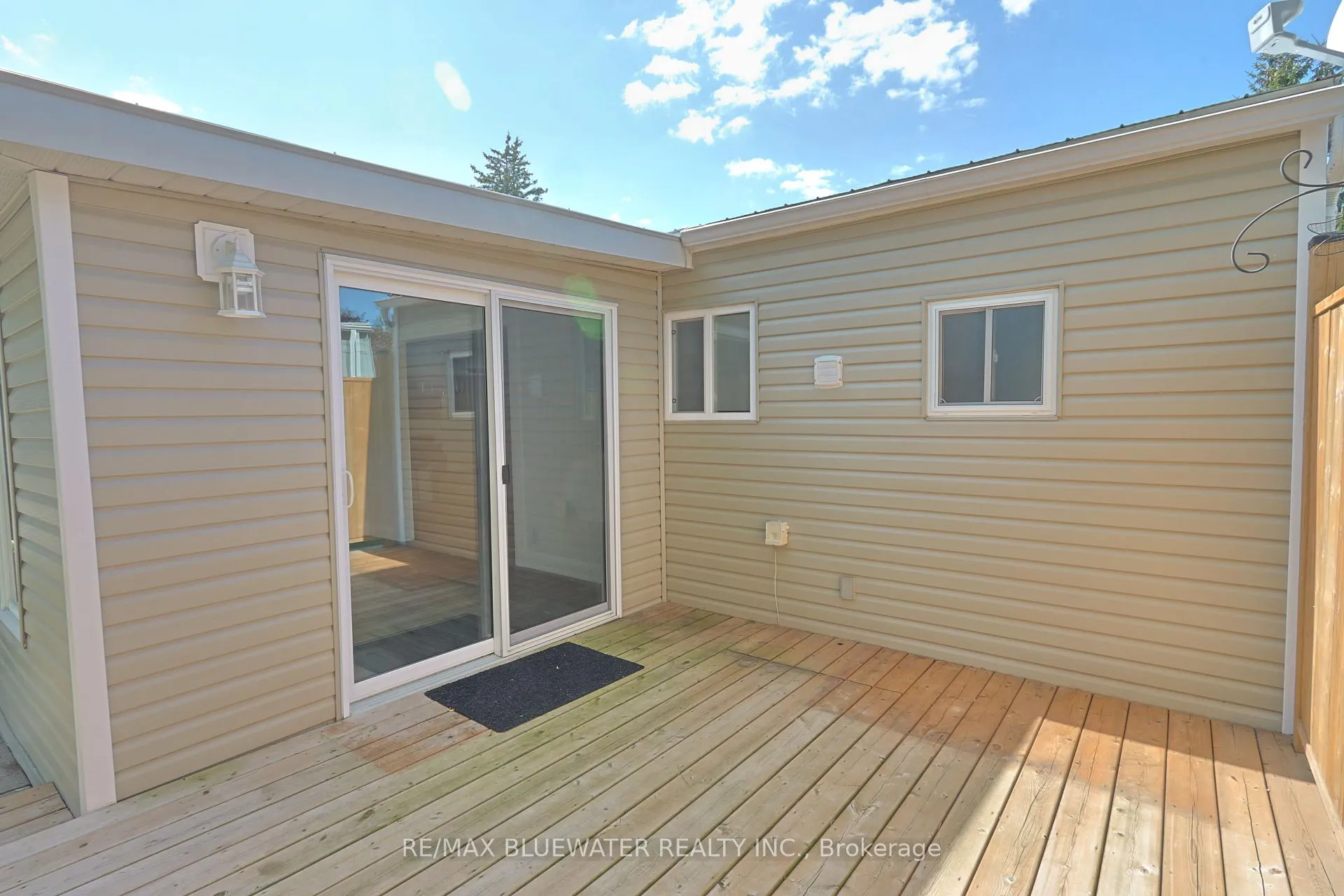 Photo 34 of 34 Pebble Beach Parkway, South Huron, Stephen — HOMEH