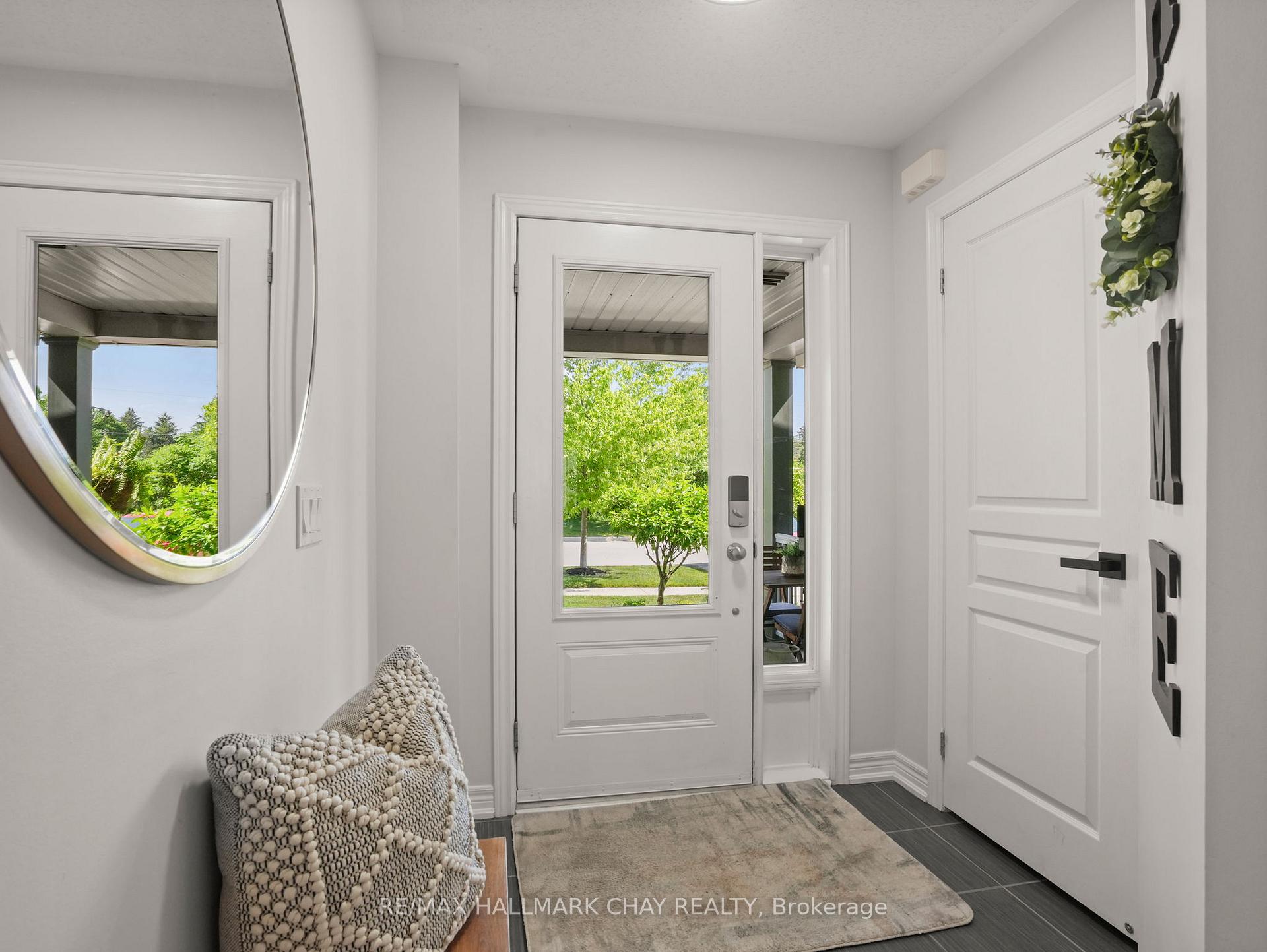 Photo 4 of 883 Cook Crescent, Shelburne — HOMEH